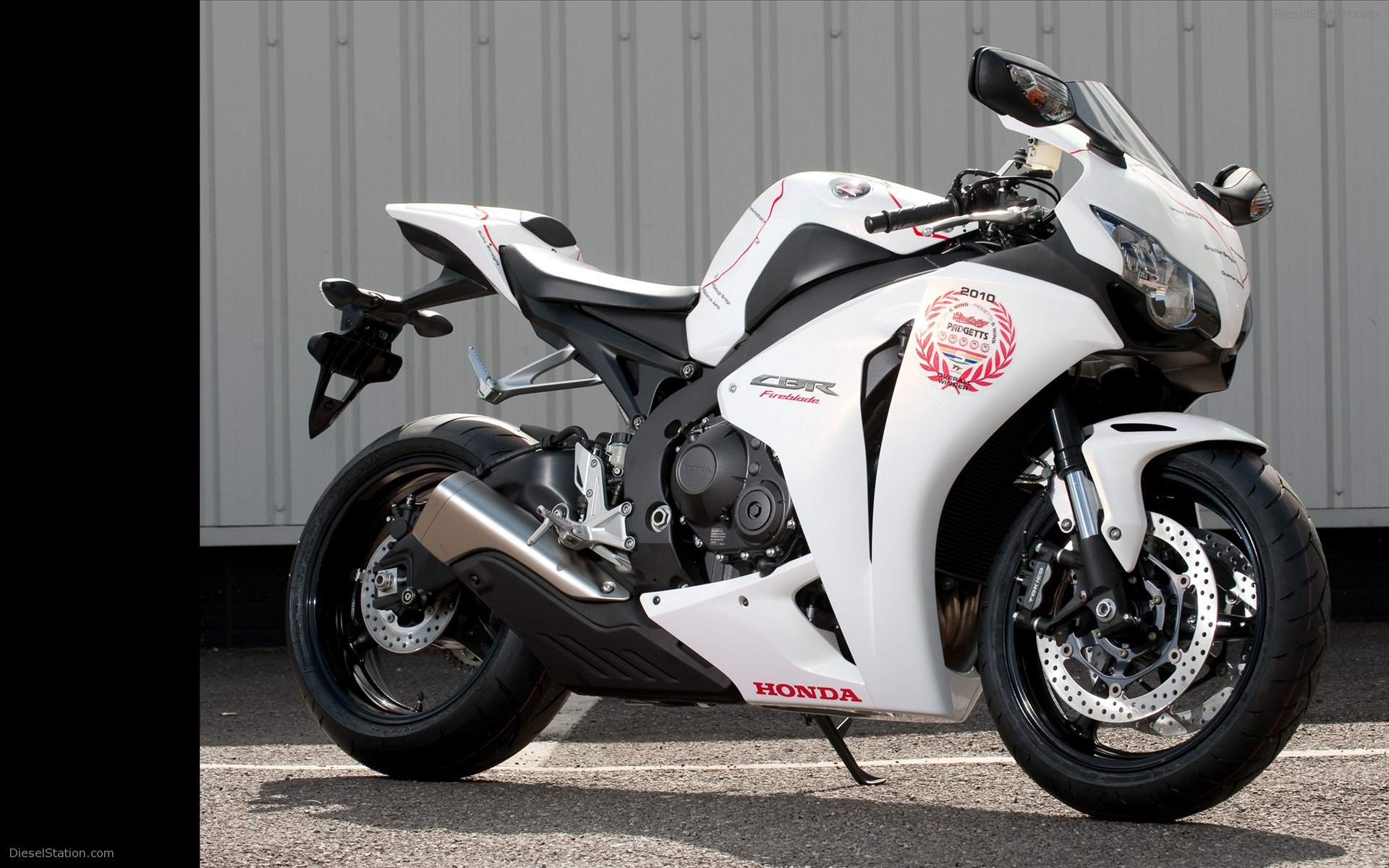 Honda CBR1000RR Fireblade Special Edition Honda CBR1000RR Fireblade Special Edition