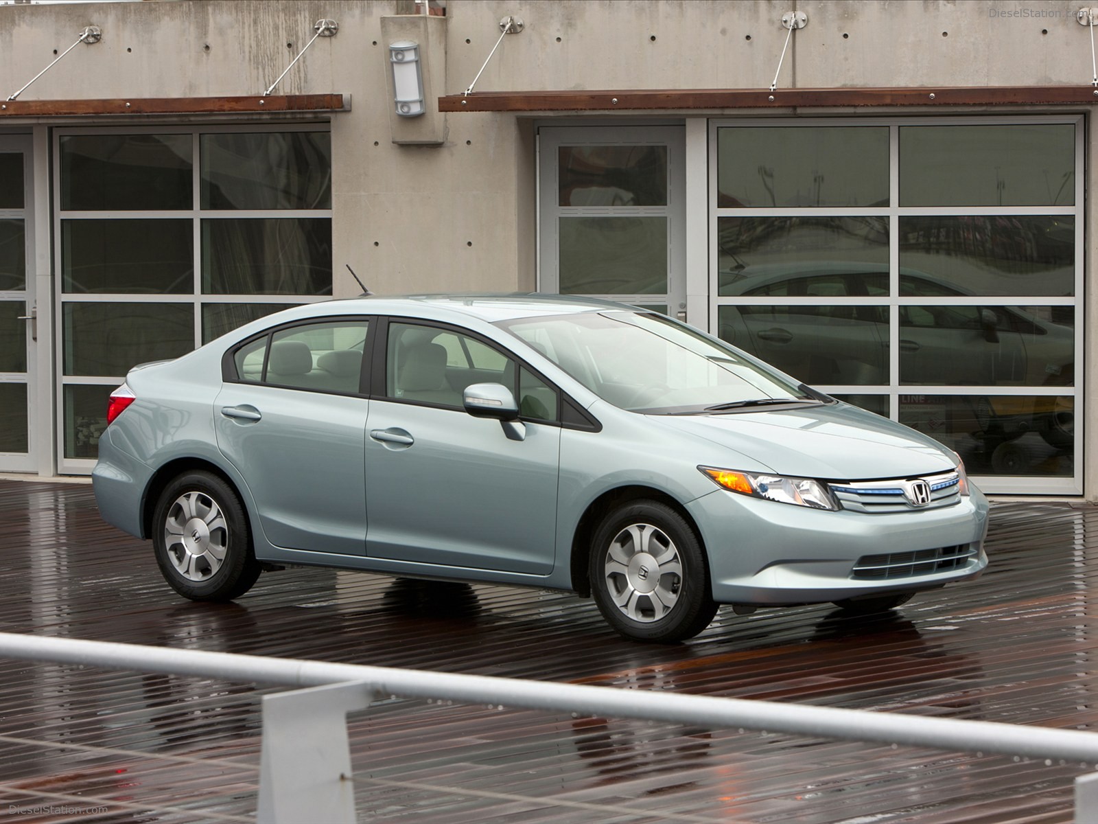 Honda Civic Hybrid 2012