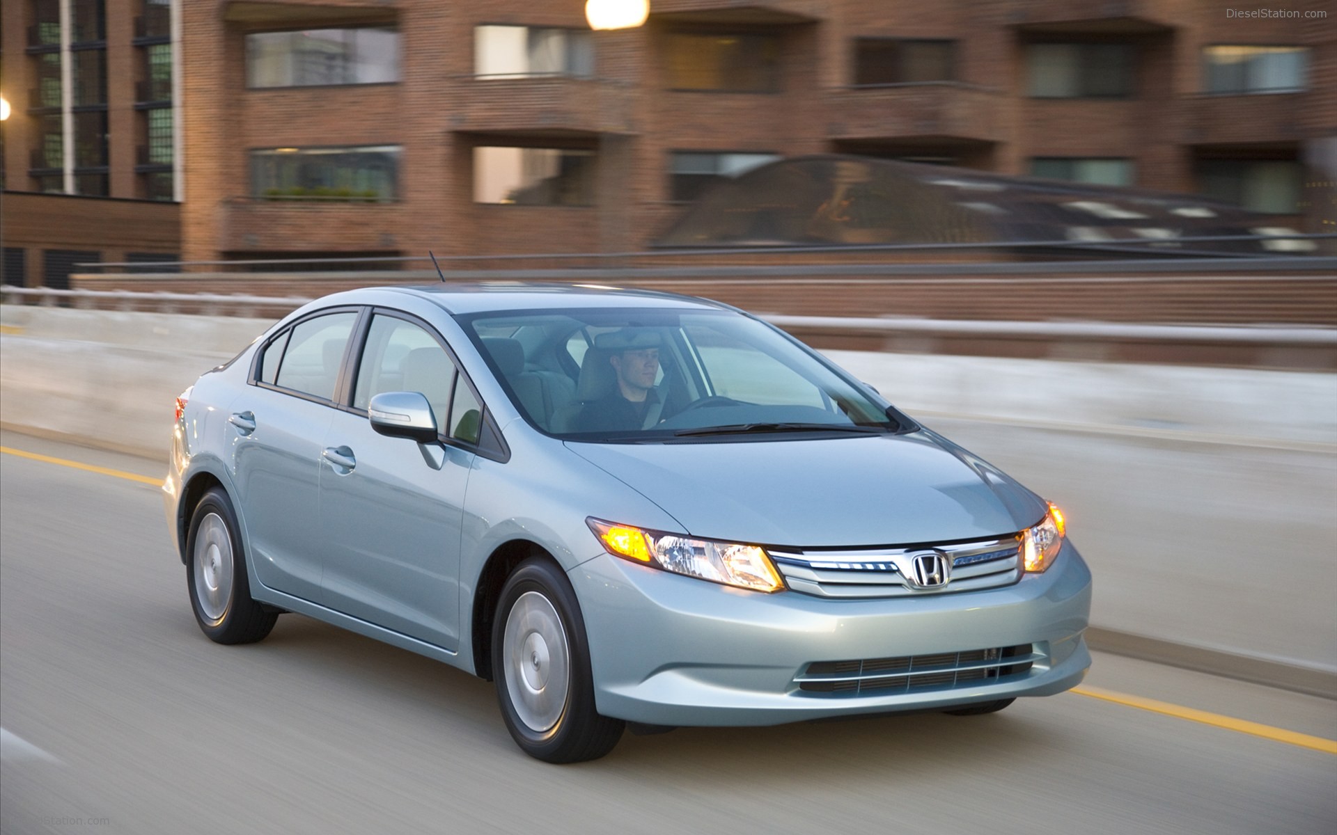 Honda Civic Hybrid 2012