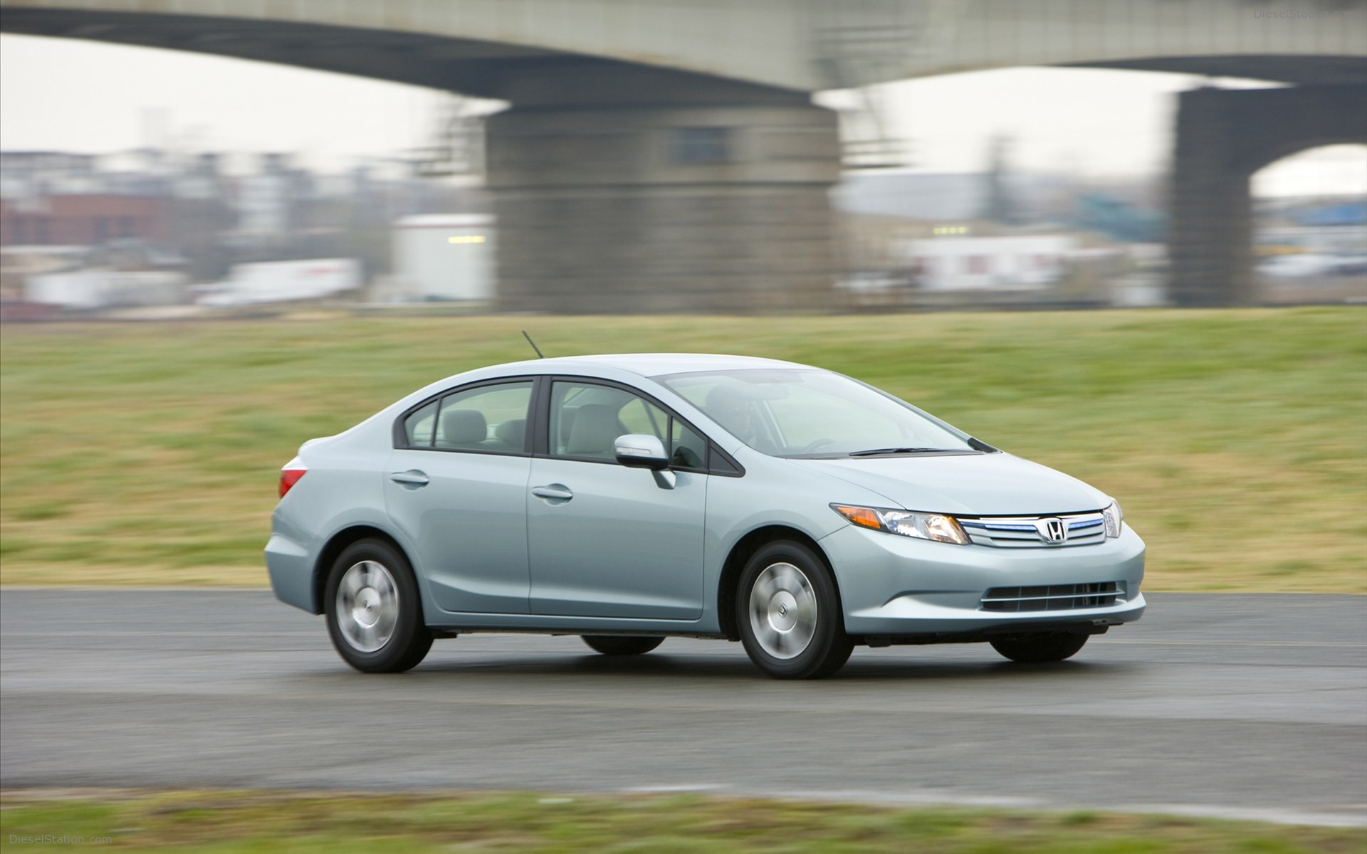 Honda Civic Hybrid 2012
