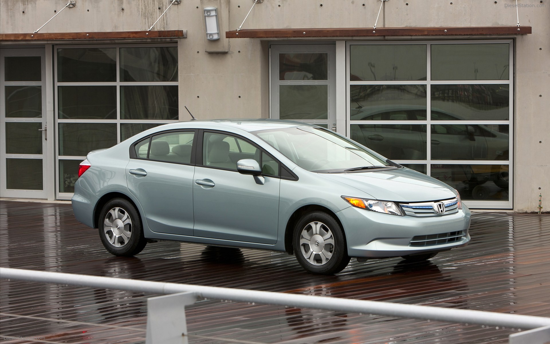 Honda Civic Hybrid 2012