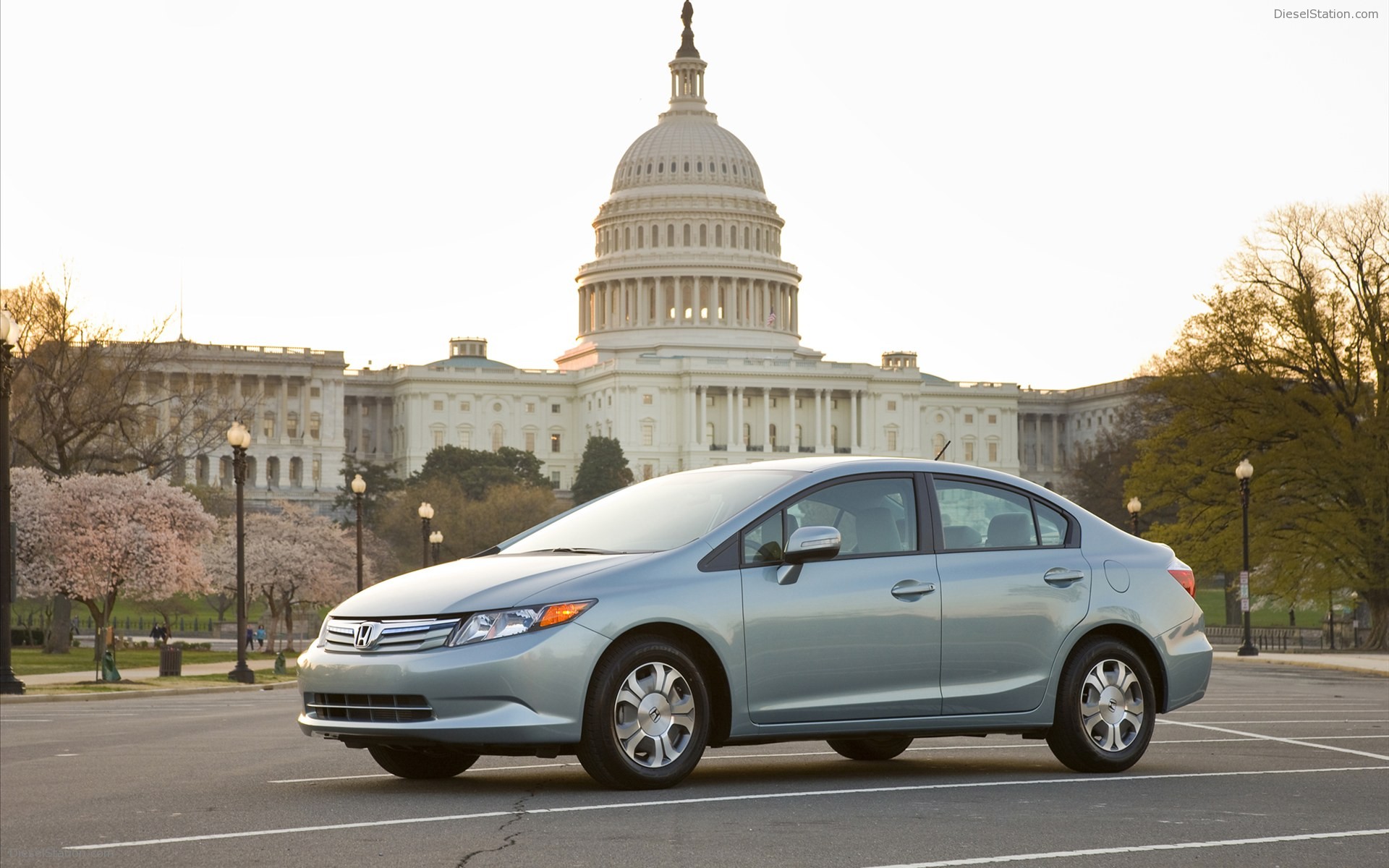 Honda Civic Hybrid 2012