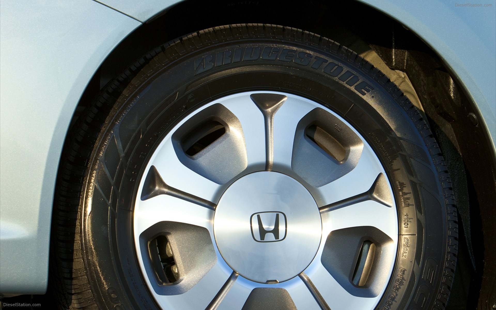 Honda Civic Hybrid 2012