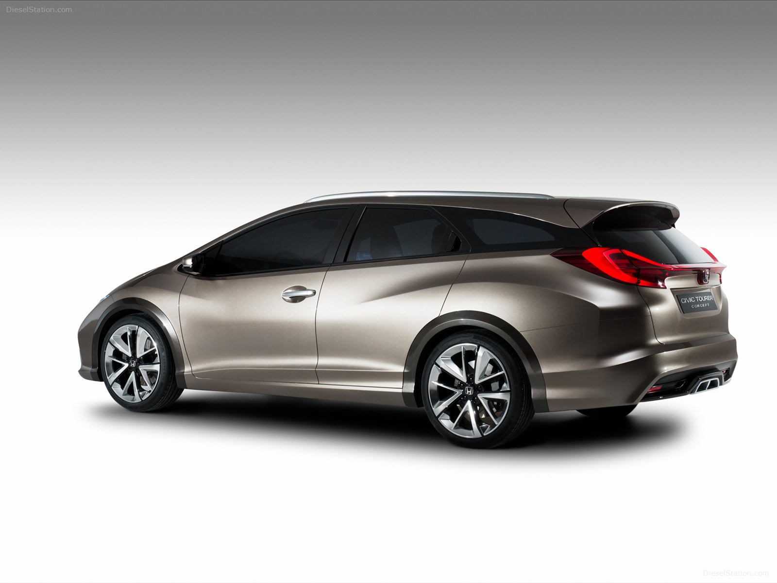 Honda Civic Tourer Concept 2013