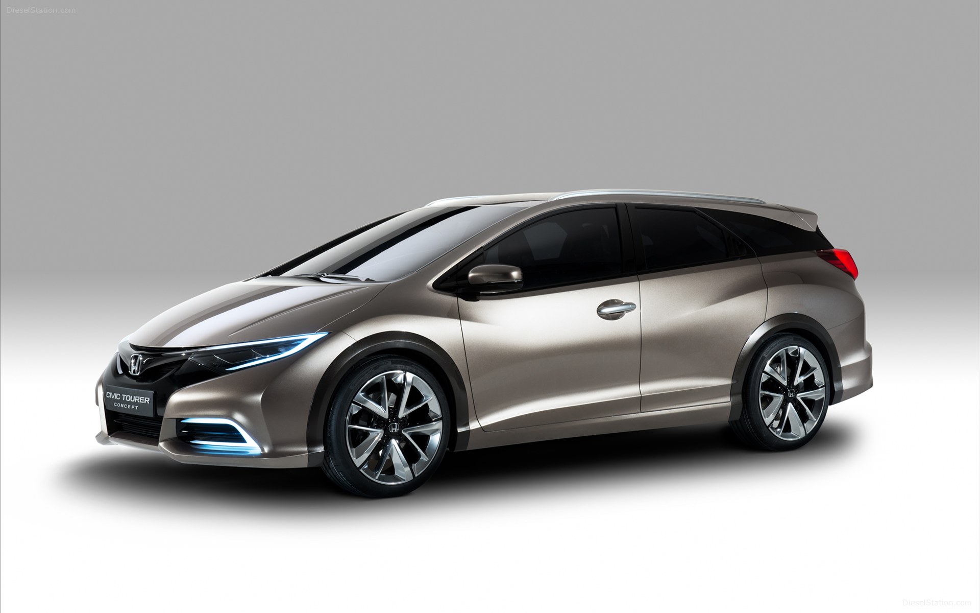 Honda Civic Tourer Concept 2013