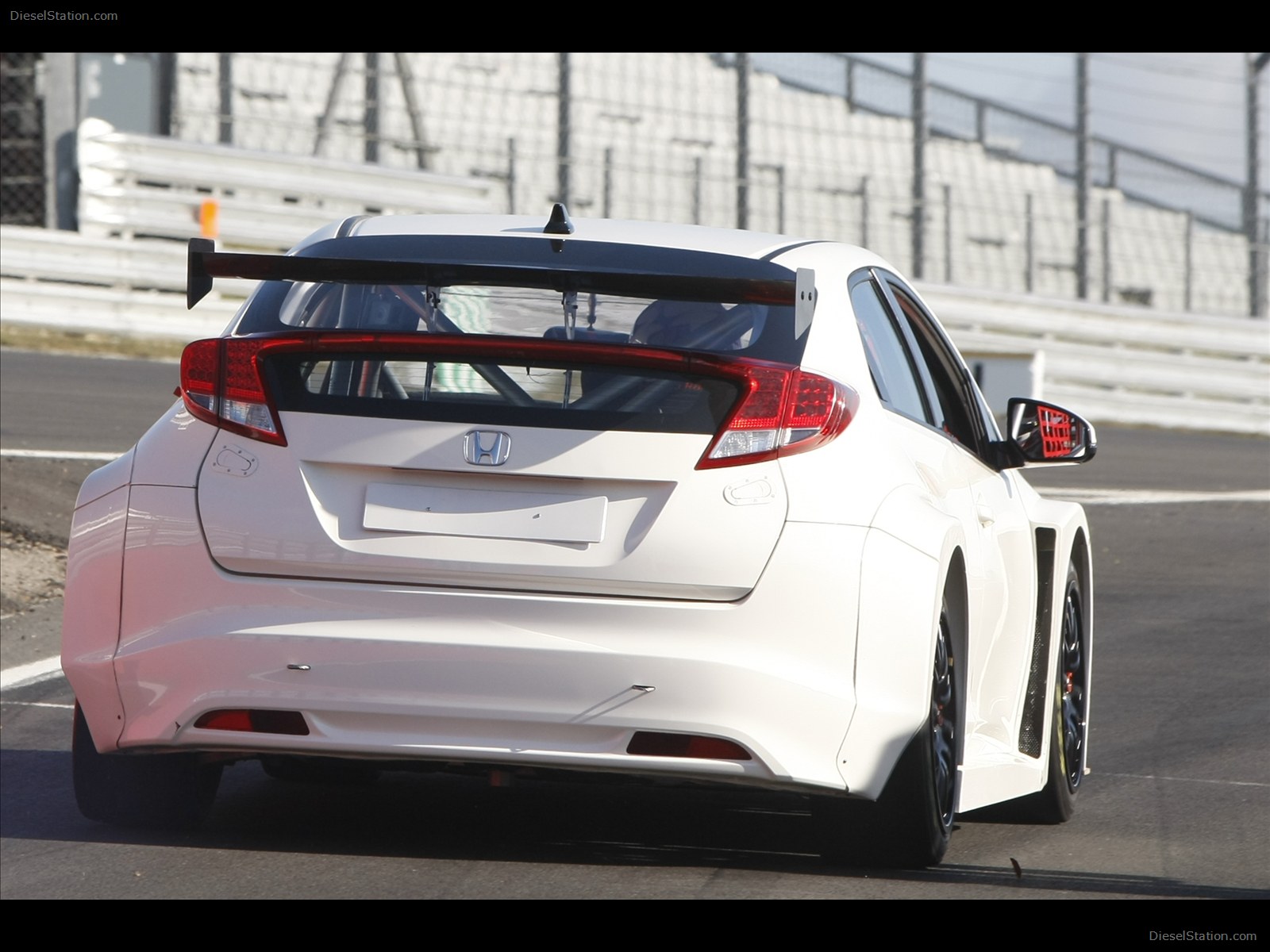 Honda Civic Touring Car 2012