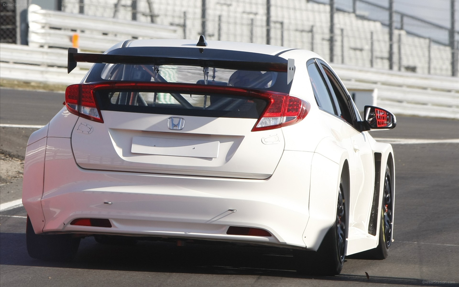 Honda Civic Touring Car 2012