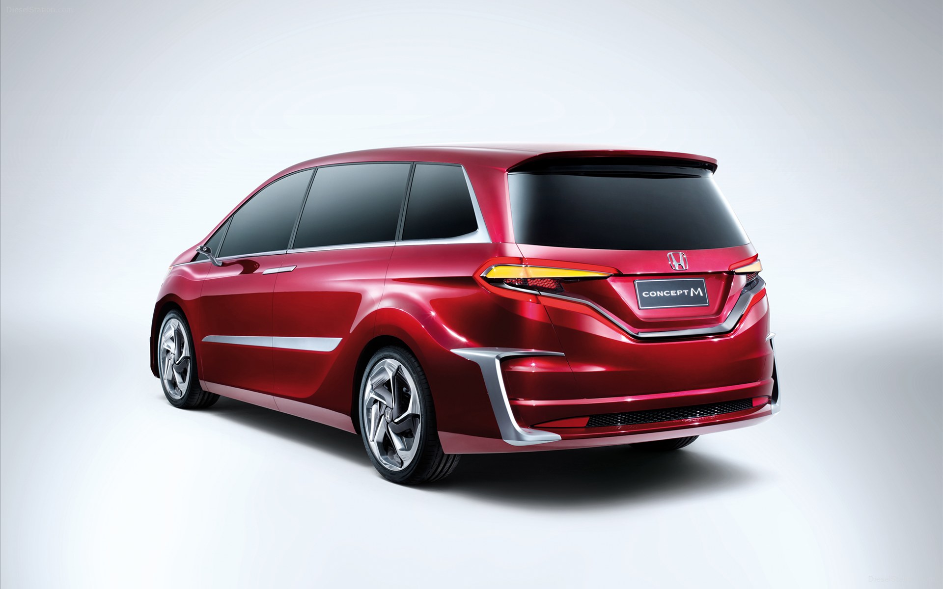 Honda Concept M 2013