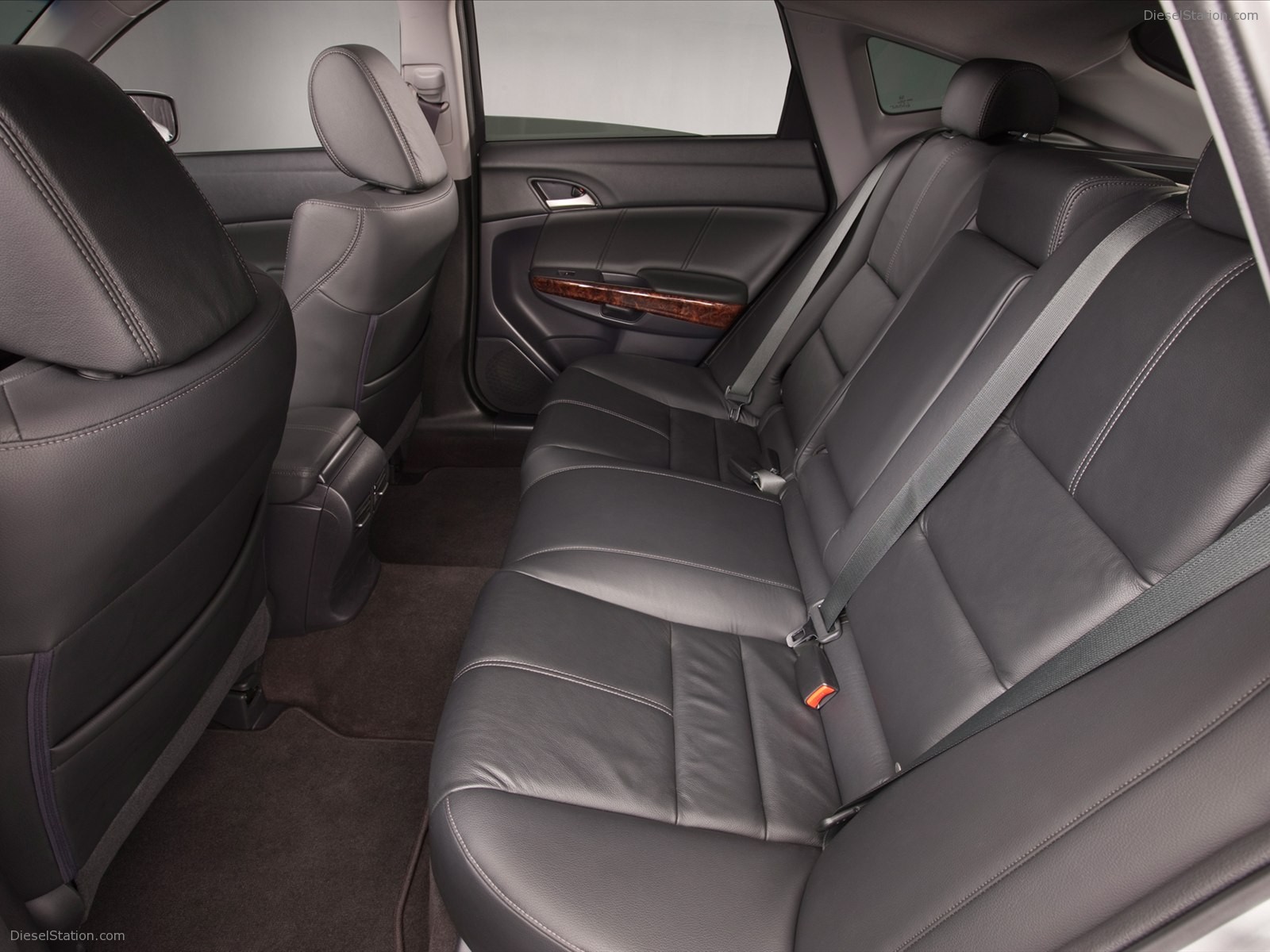 Honda Crosstour 2012