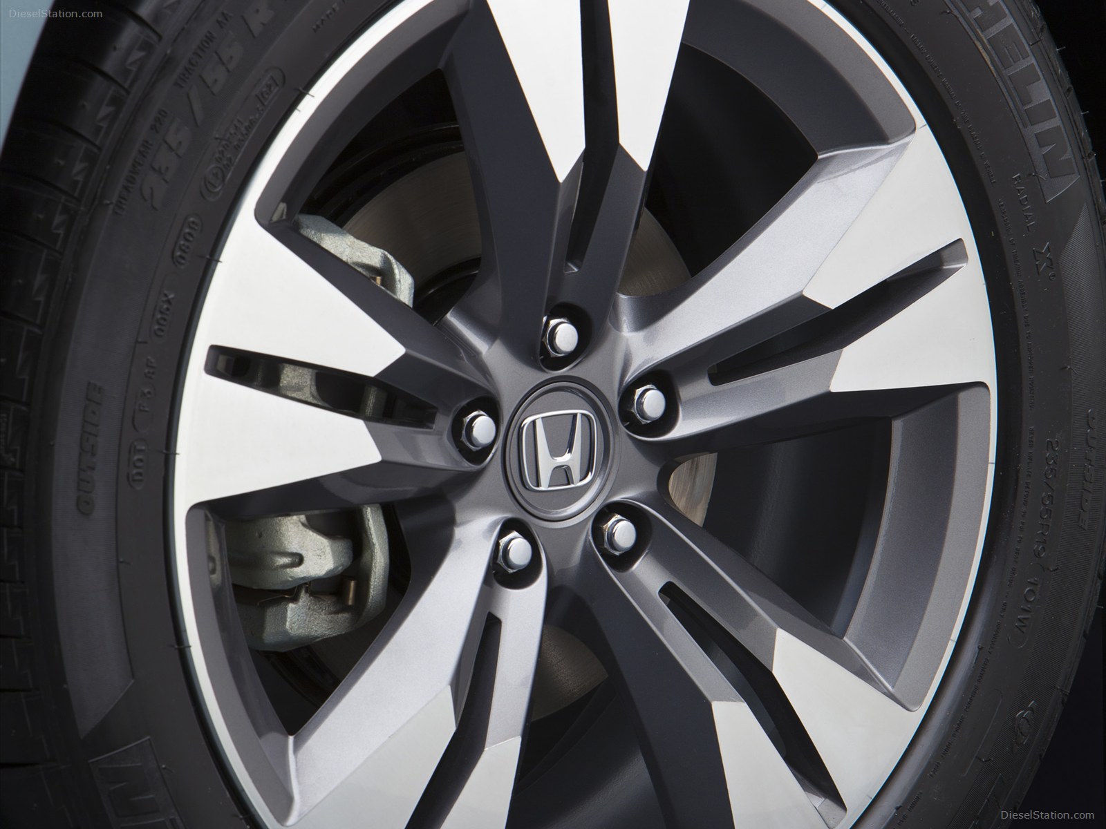 Honda Crosstour Concept 2013