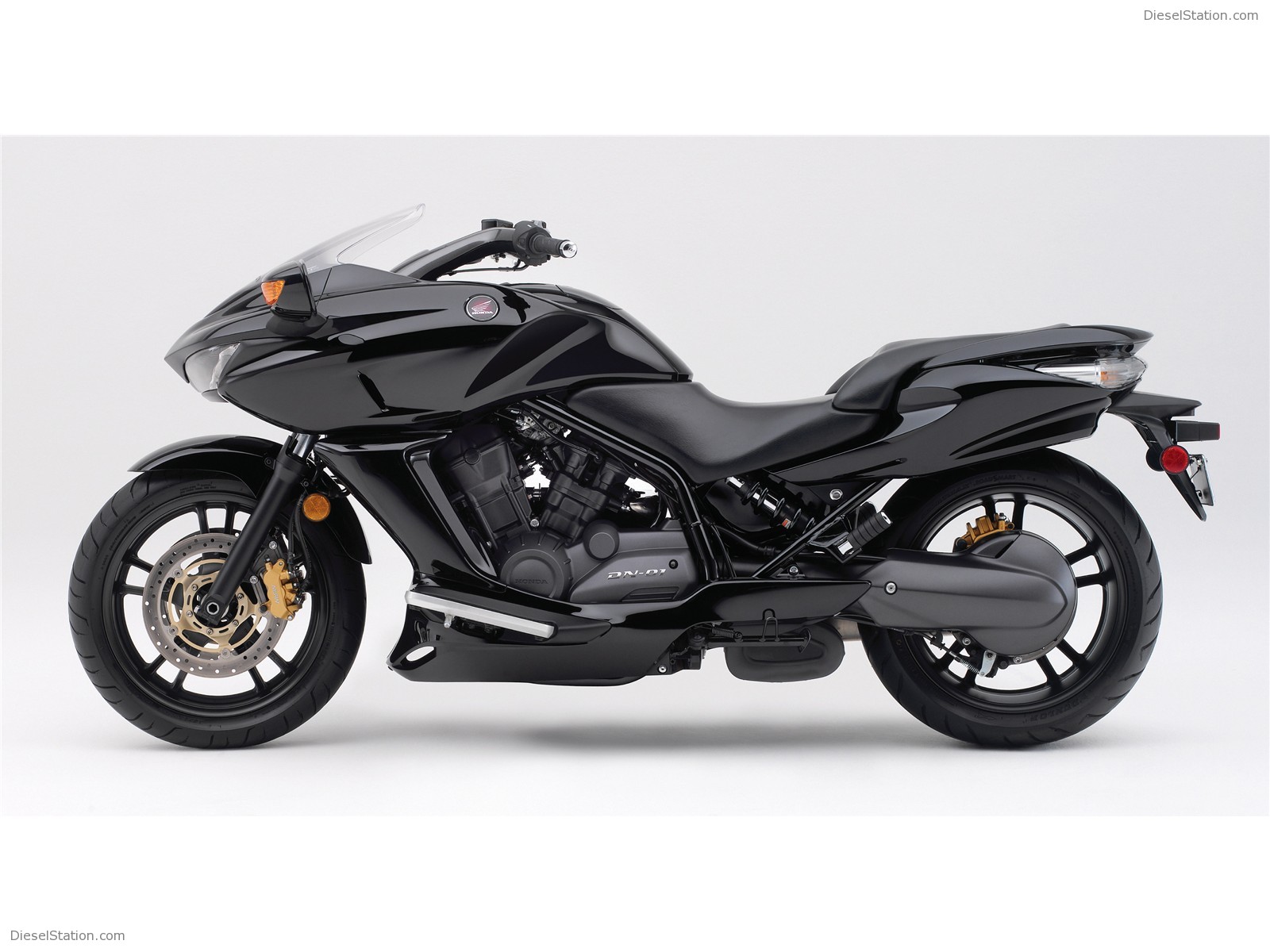 2009 DN-01 New Pictures