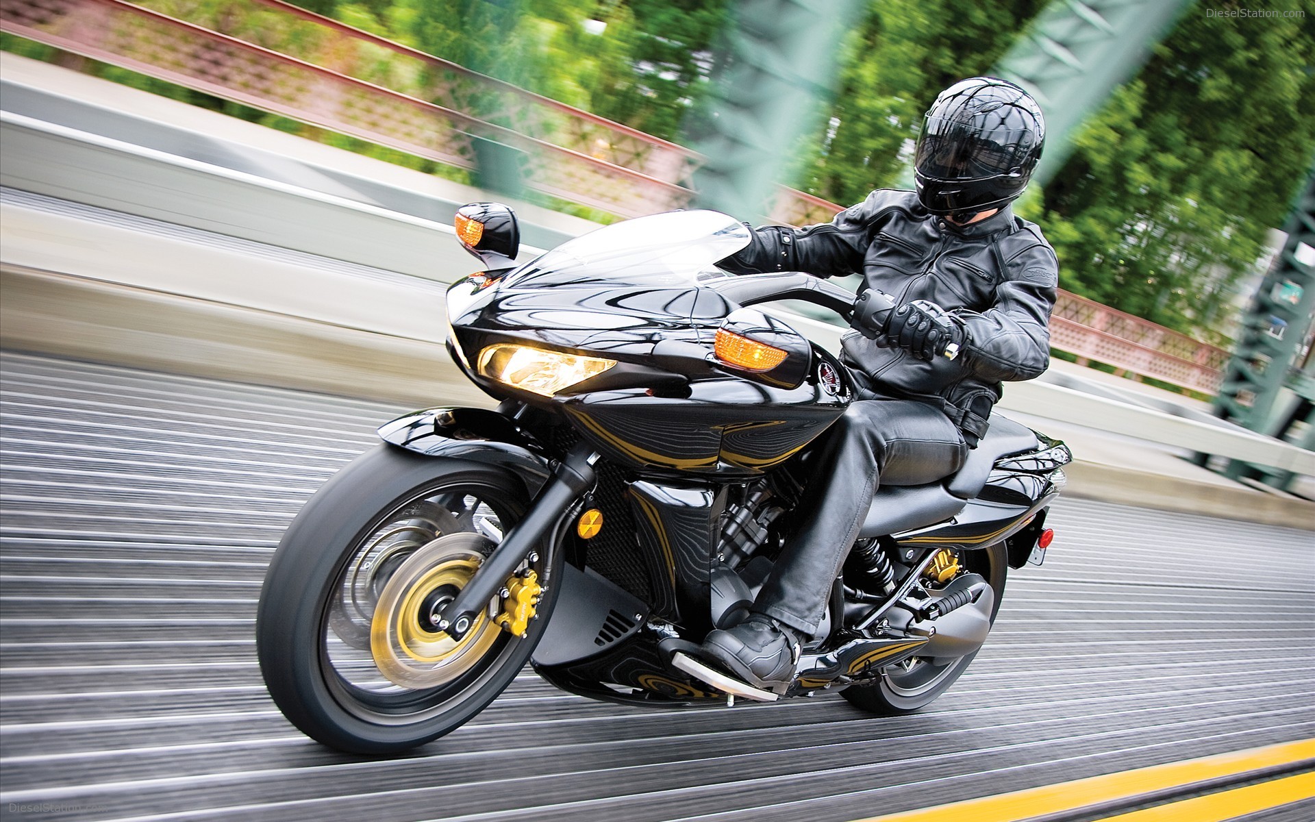 2009 DN-01 New Pictures