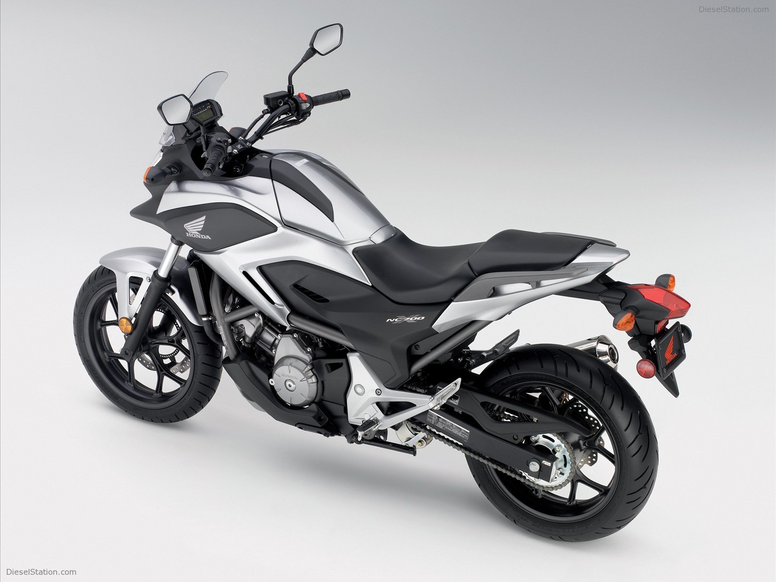 Honda NC700X 2012
