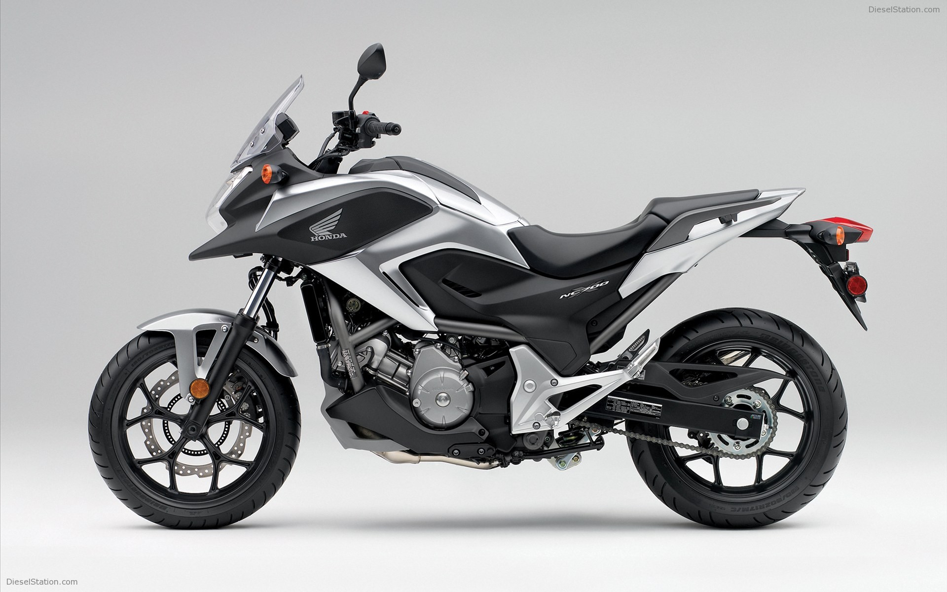 Honda NC700X 2012