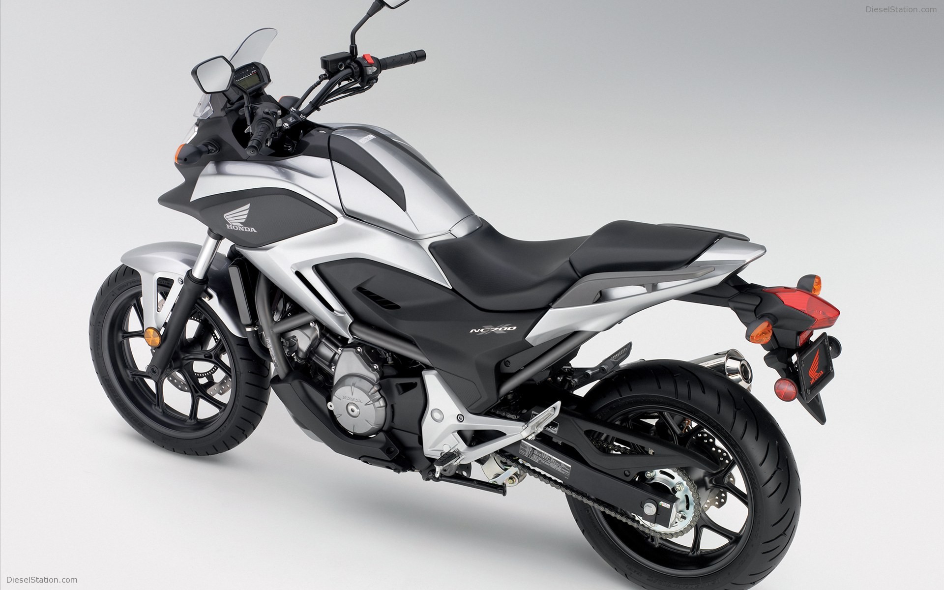 Honda NC700X 2012