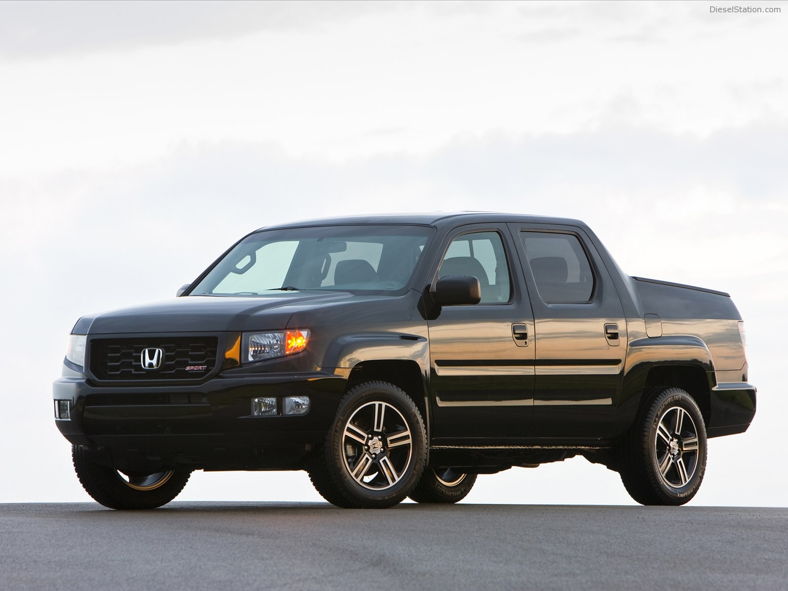 Honda Ridgeline Sport 2012