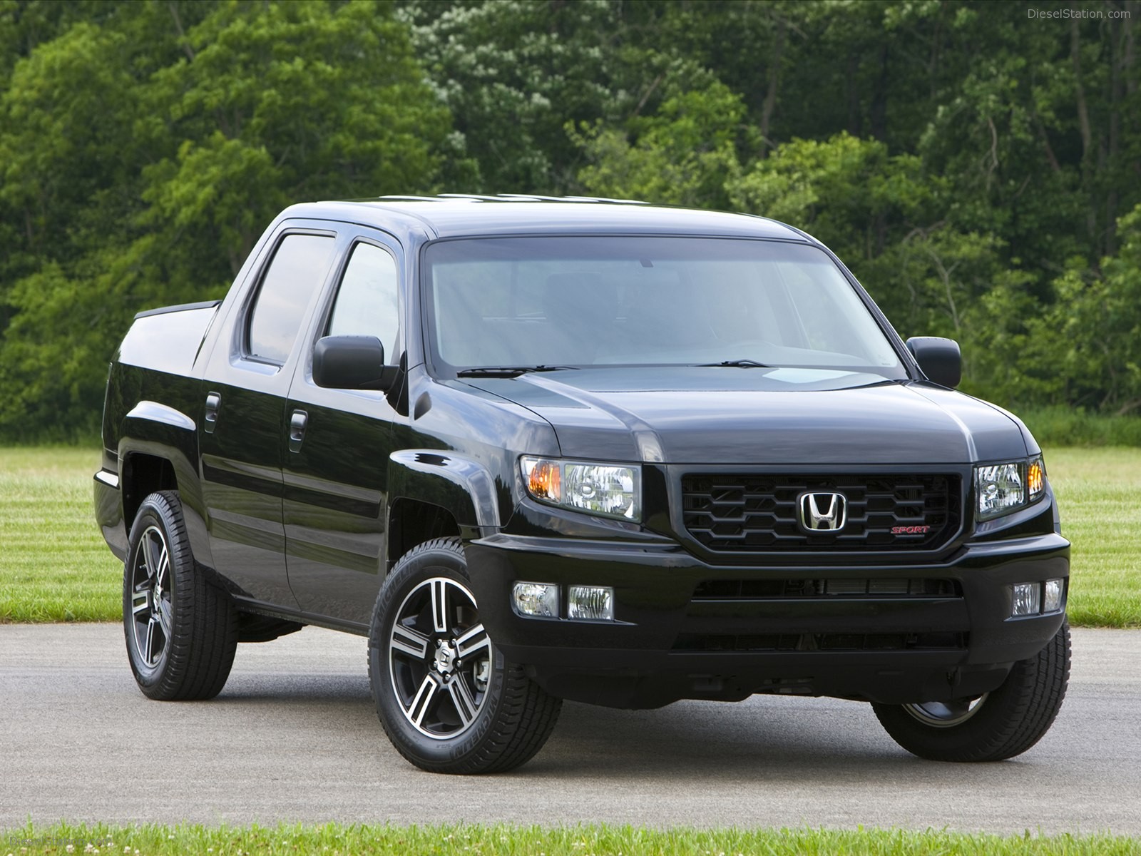 Honda Ridgeline Sport 2012