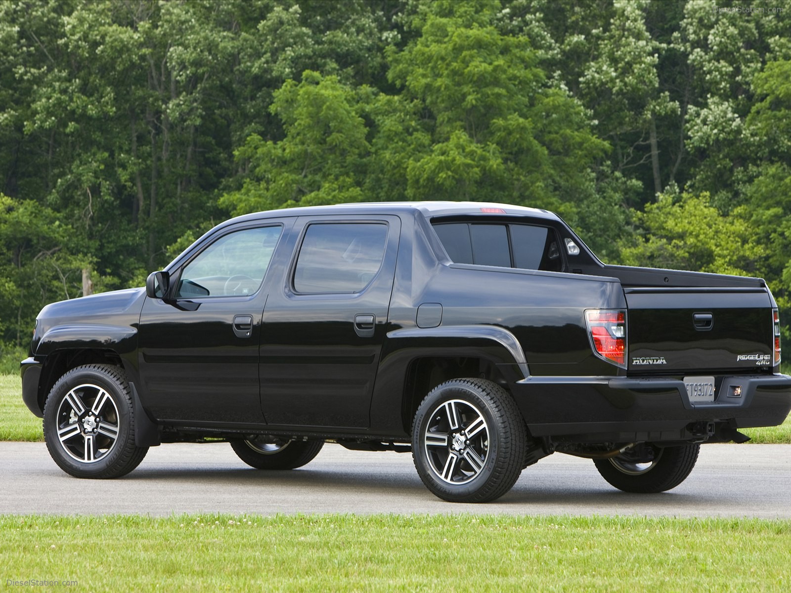 Honda Ridgeline Sport 2012