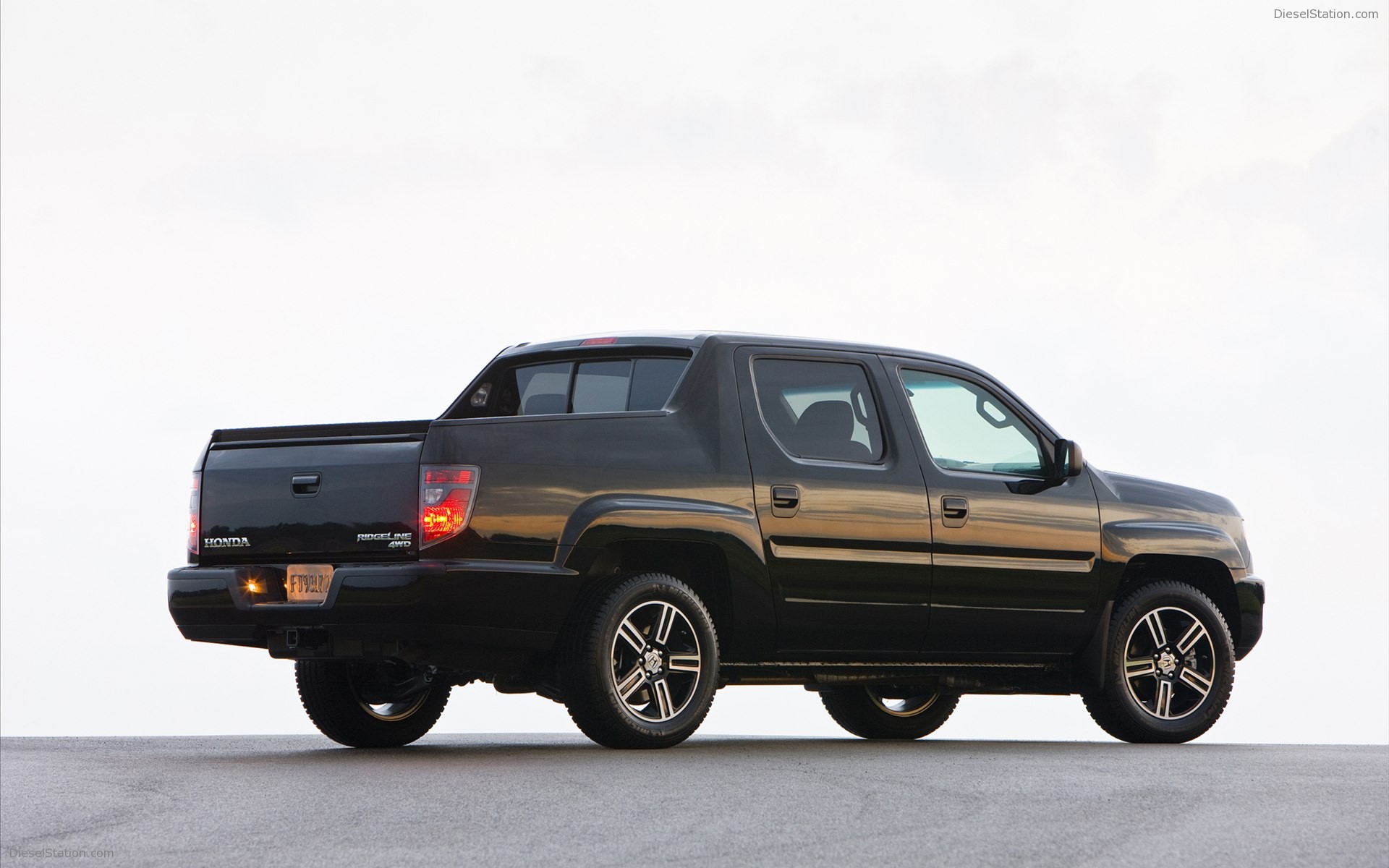 Honda Ridgeline Sport 2012