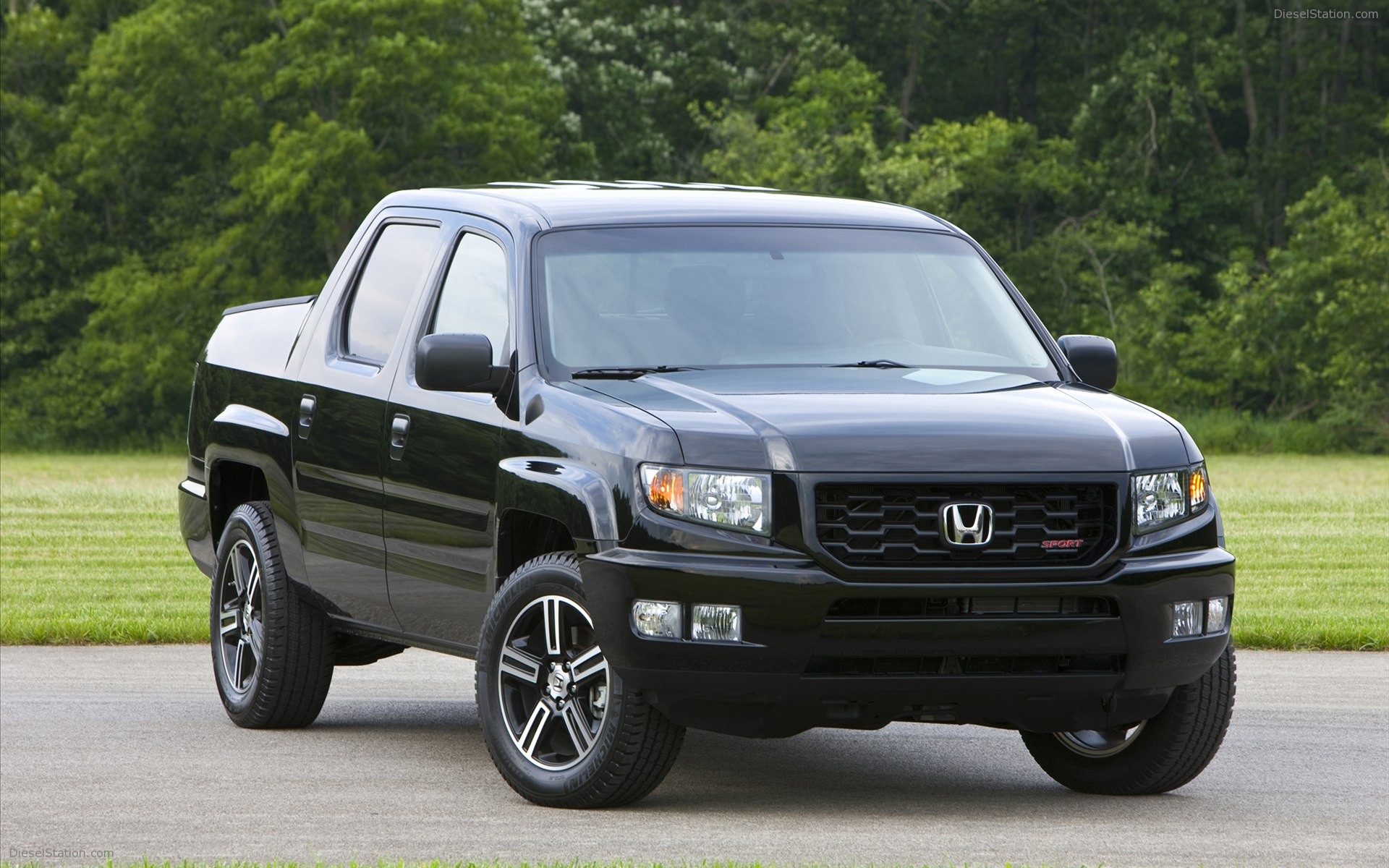 Honda Ridgeline Sport 2012