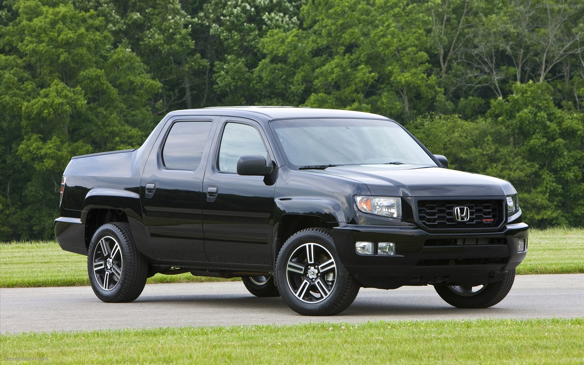 Honda Ridgeline Sport 2012