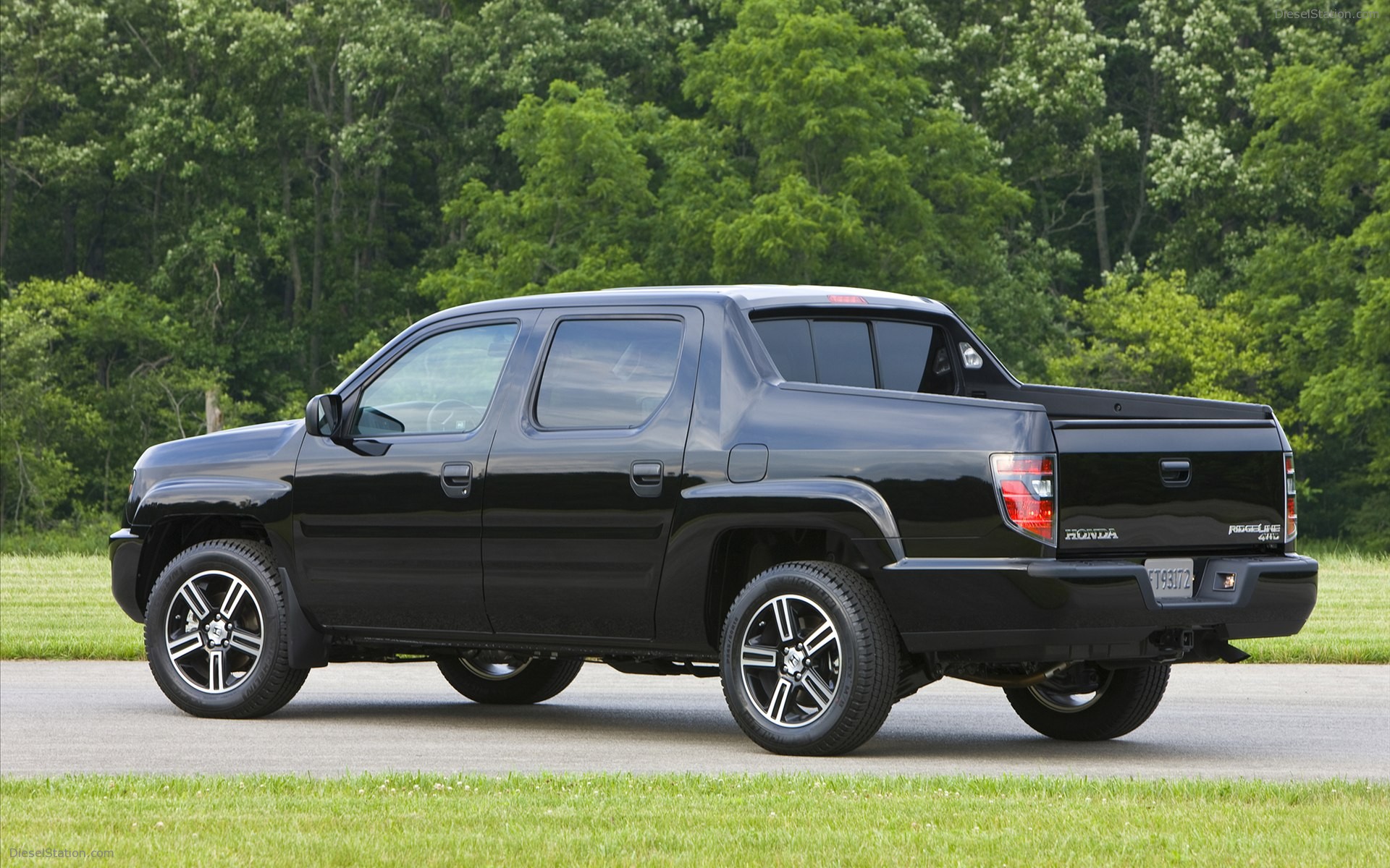 Honda Ridgeline Sport 2012
