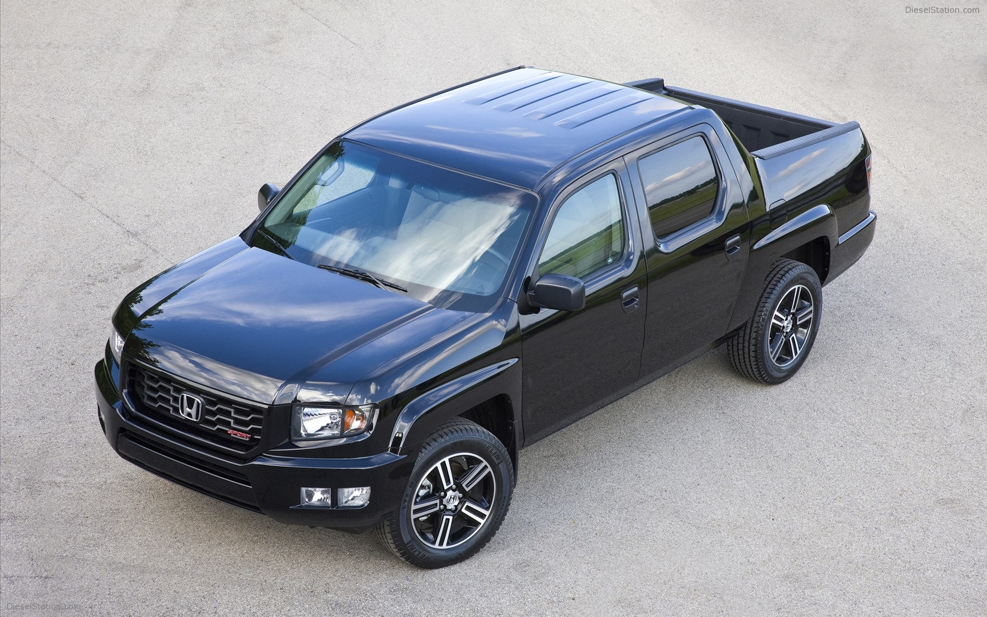 Honda Ridgeline Sport 2012