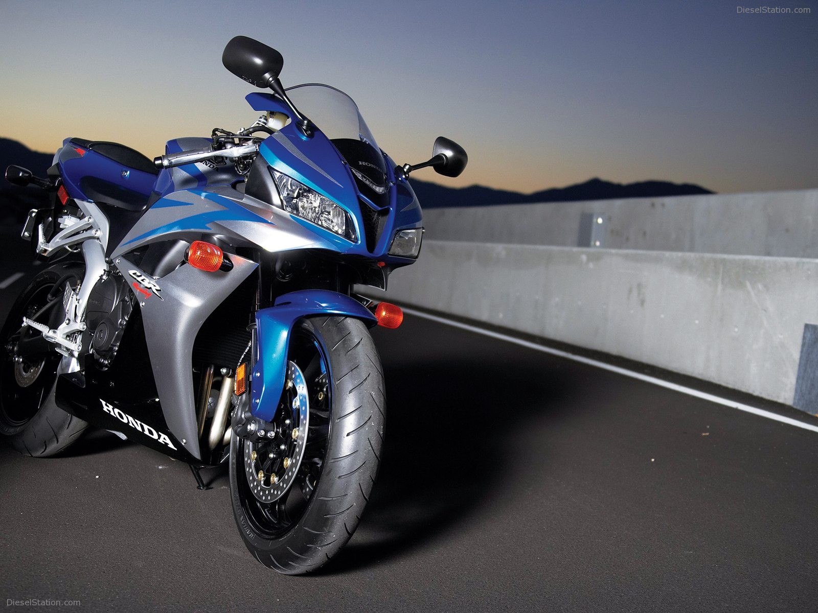 Honda CBR 600 RR (2007)