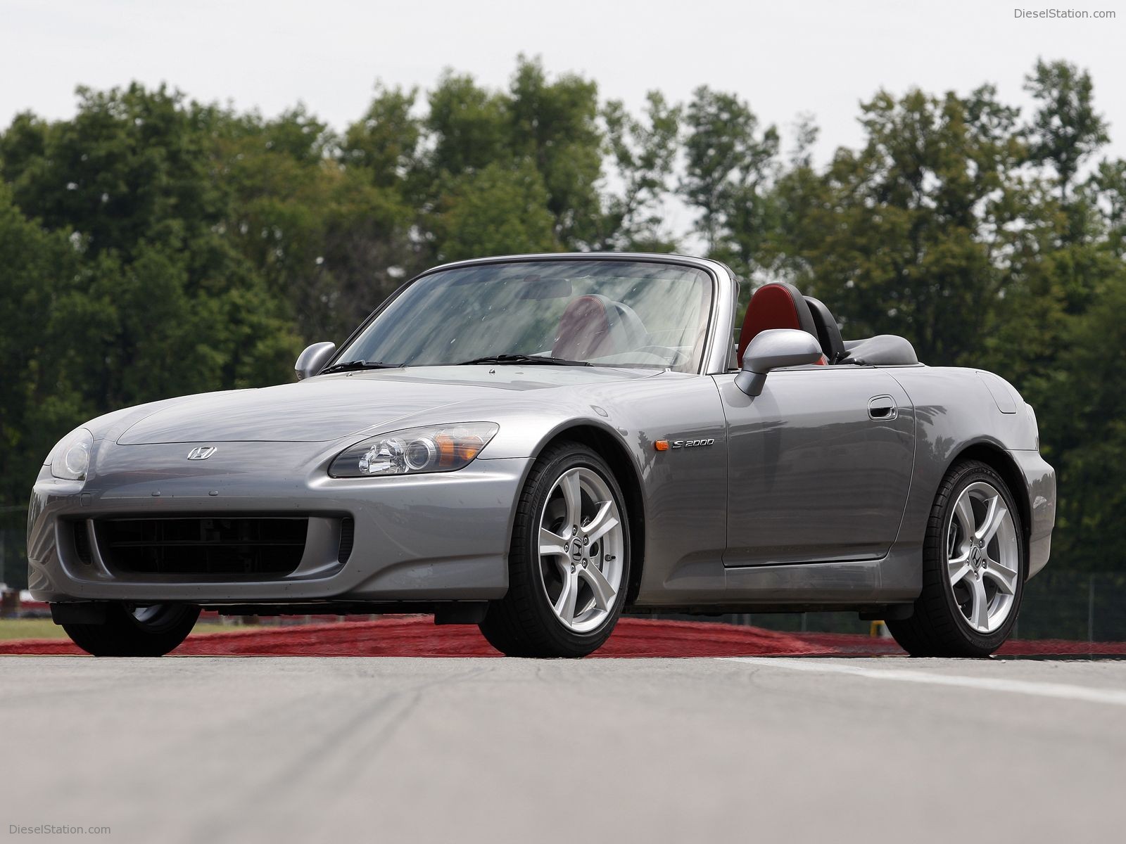 Honda S2000 (2008) Pictures