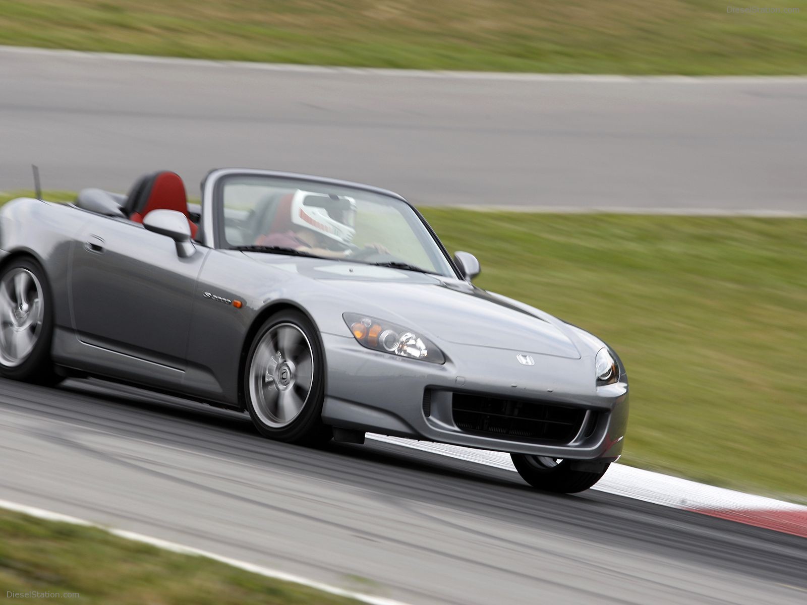 Honda S2000 (2008) Pictures