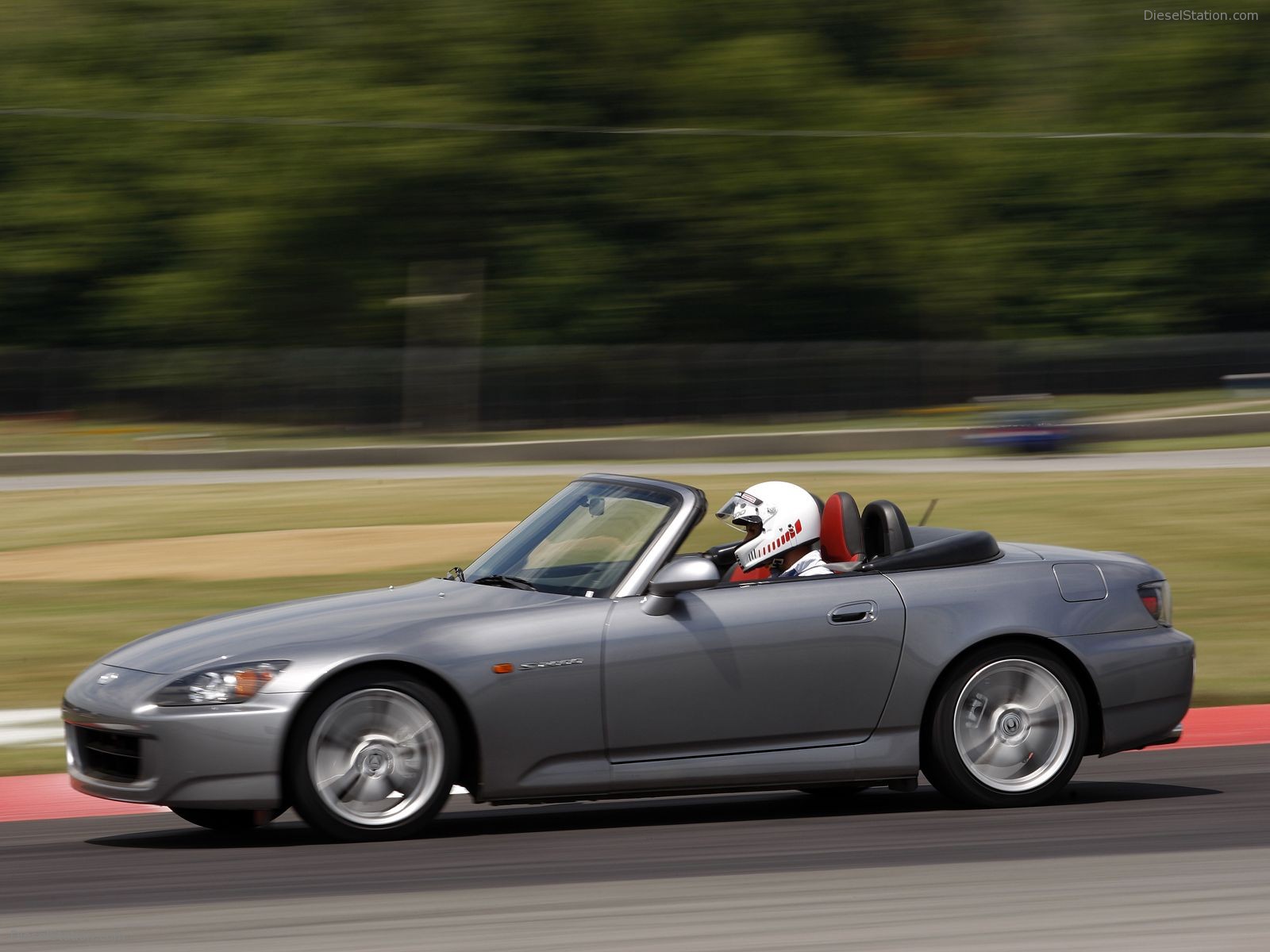 Honda S2000 (2008) Pictures