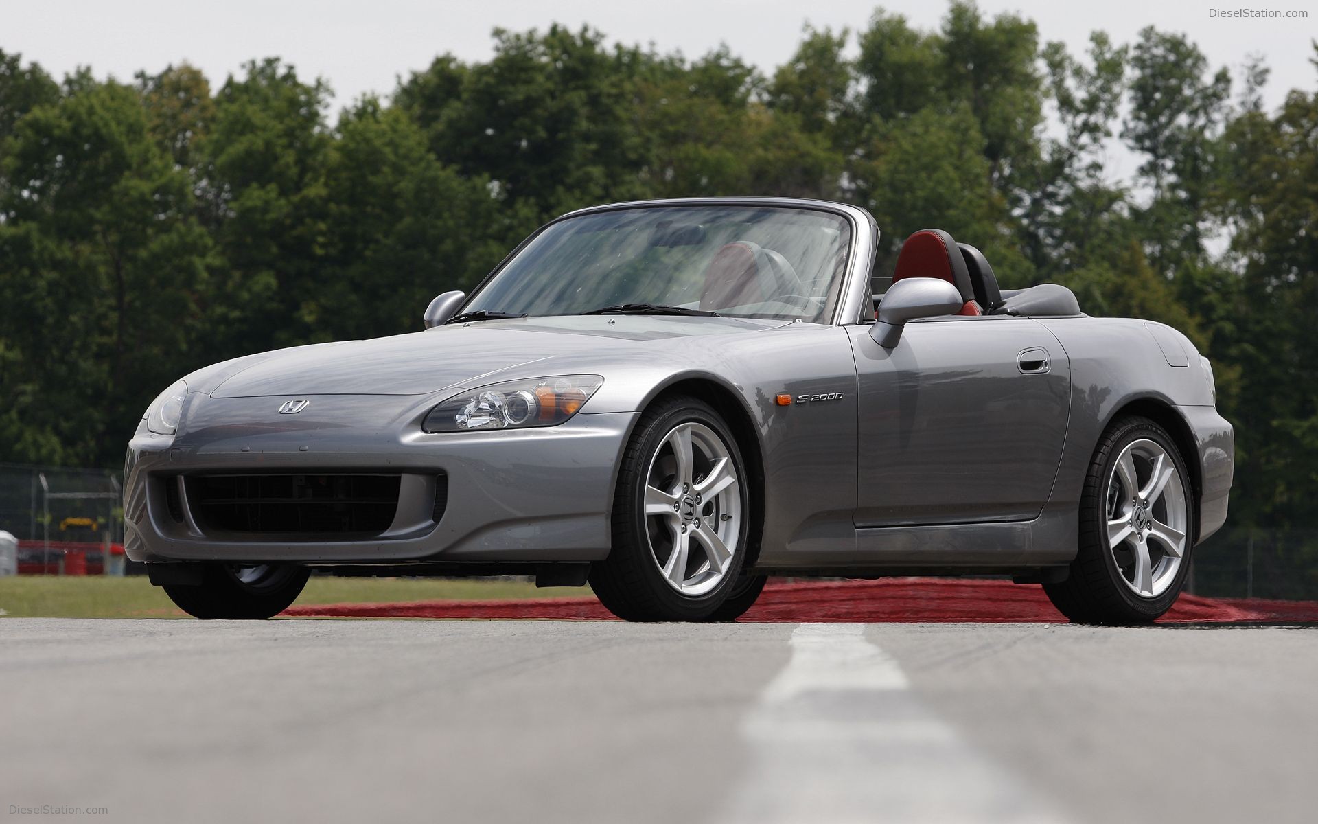 Honda S2000 (2008) Pictures