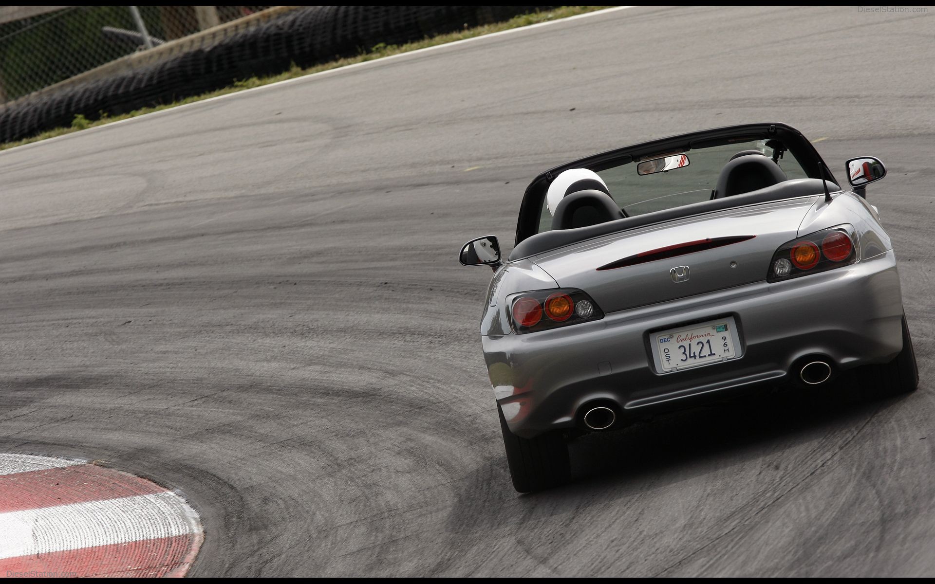 Honda S2000 (2008) Pictures