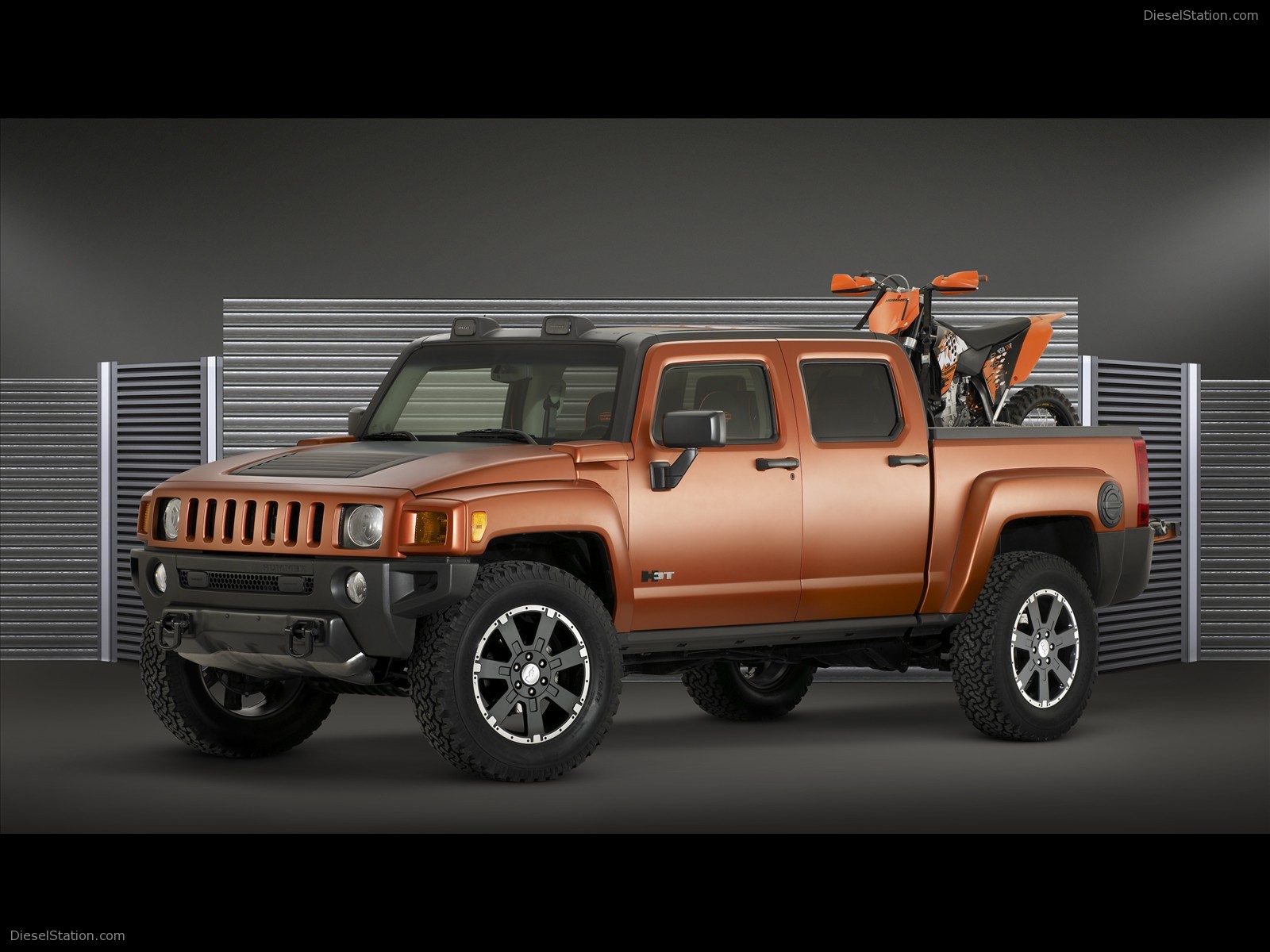 Hummer At SEMA 2009