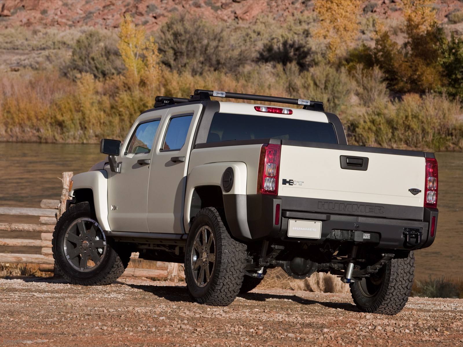Hummer At SEMA 2009