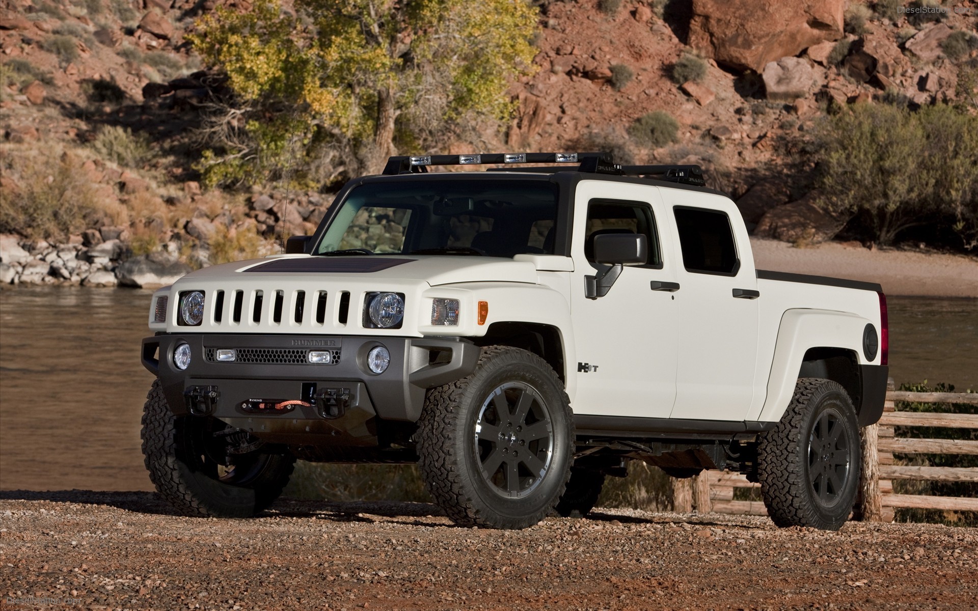 Hummer At SEMA 2009