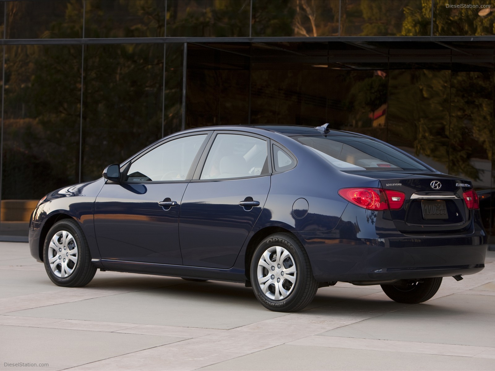 2010 Hyundai Elantra Blue