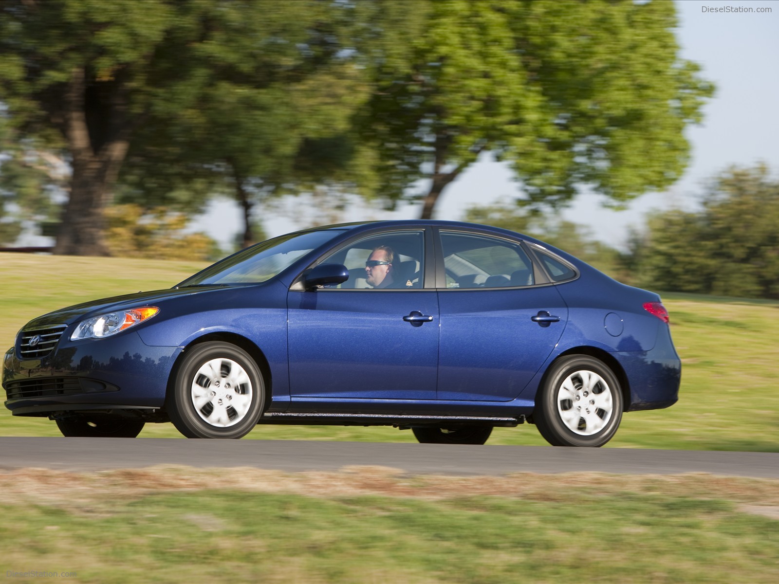 2010 Hyundai Elantra Blue