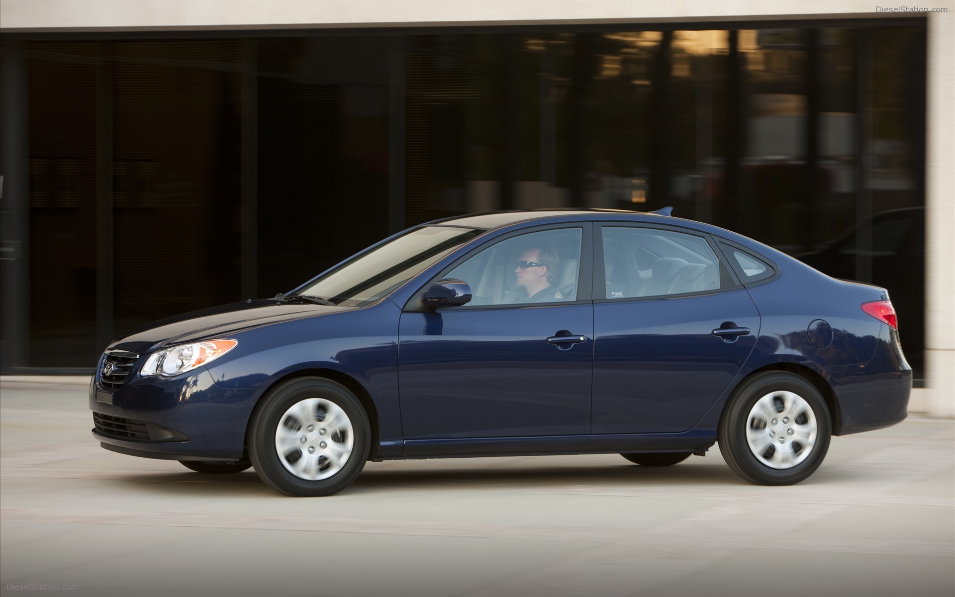 2010 Hyundai Elantra Blue