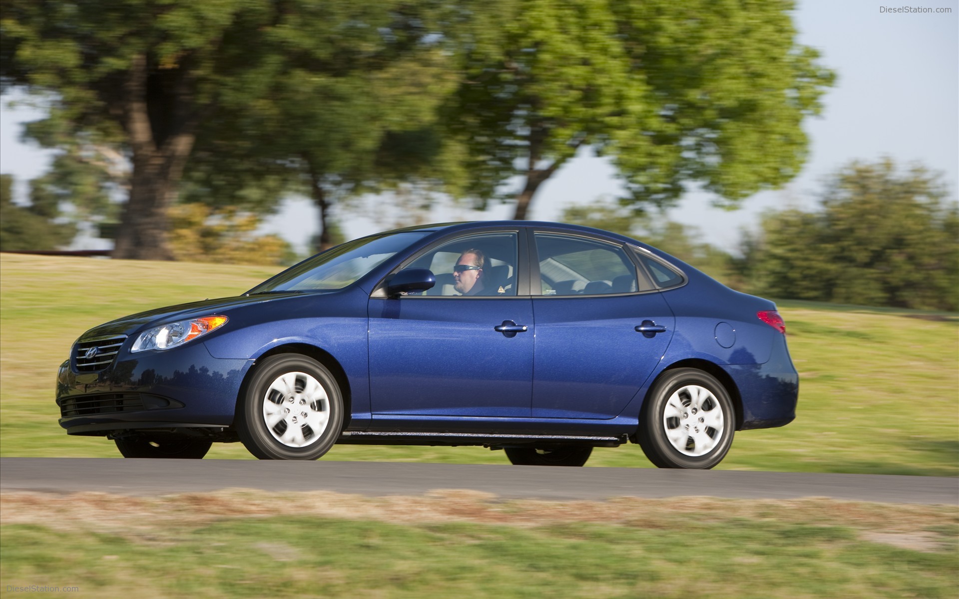 2010 Hyundai Elantra Blue