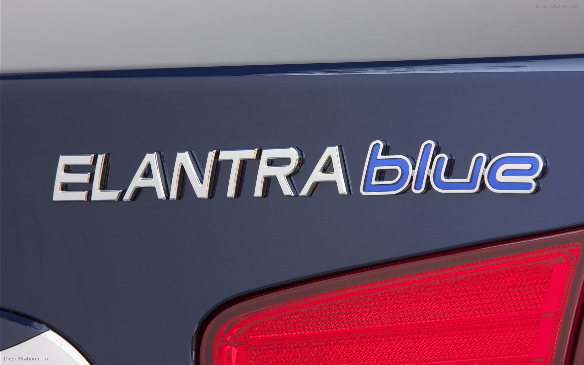 2010 Hyundai Elantra Blue