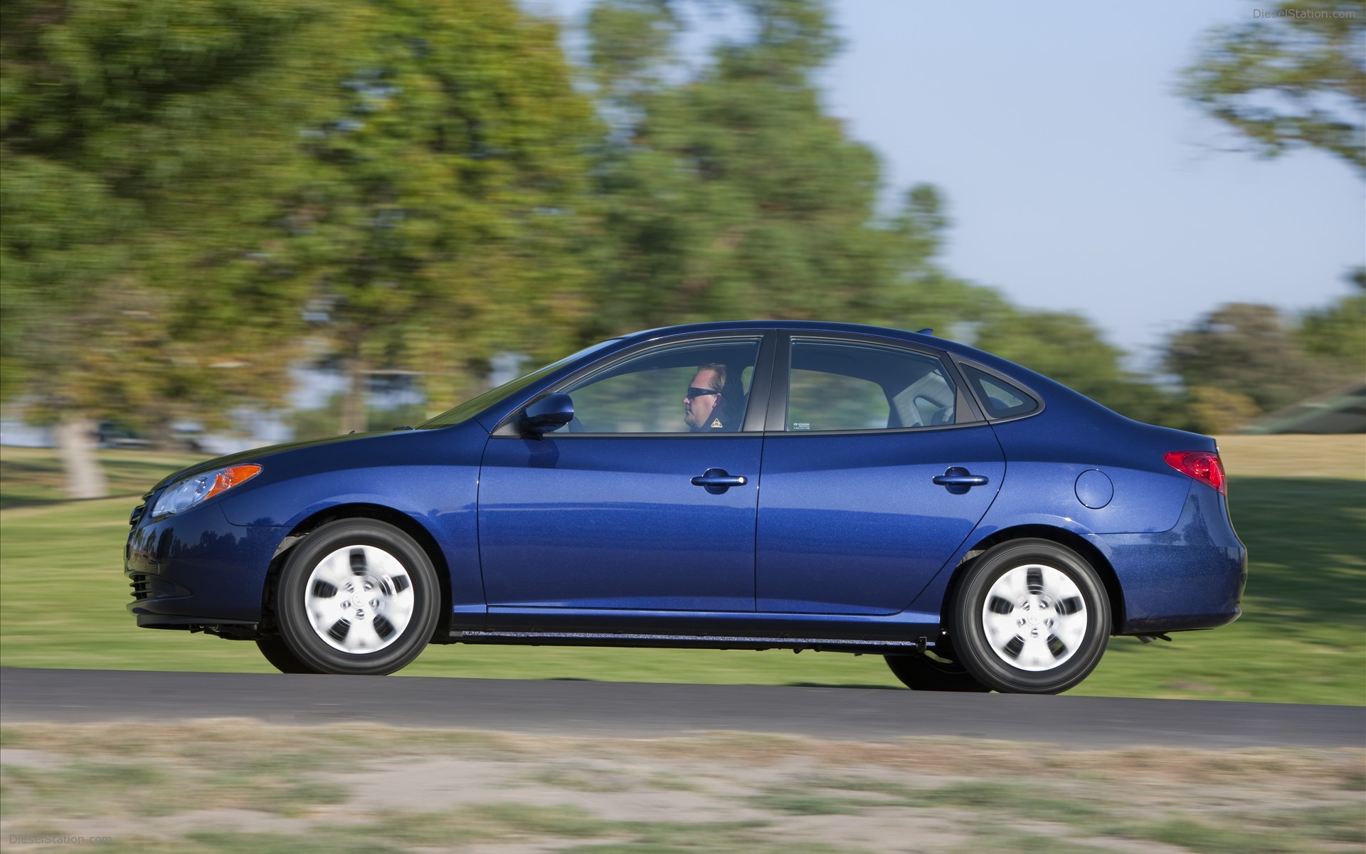 2010 Hyundai Elantra Blue