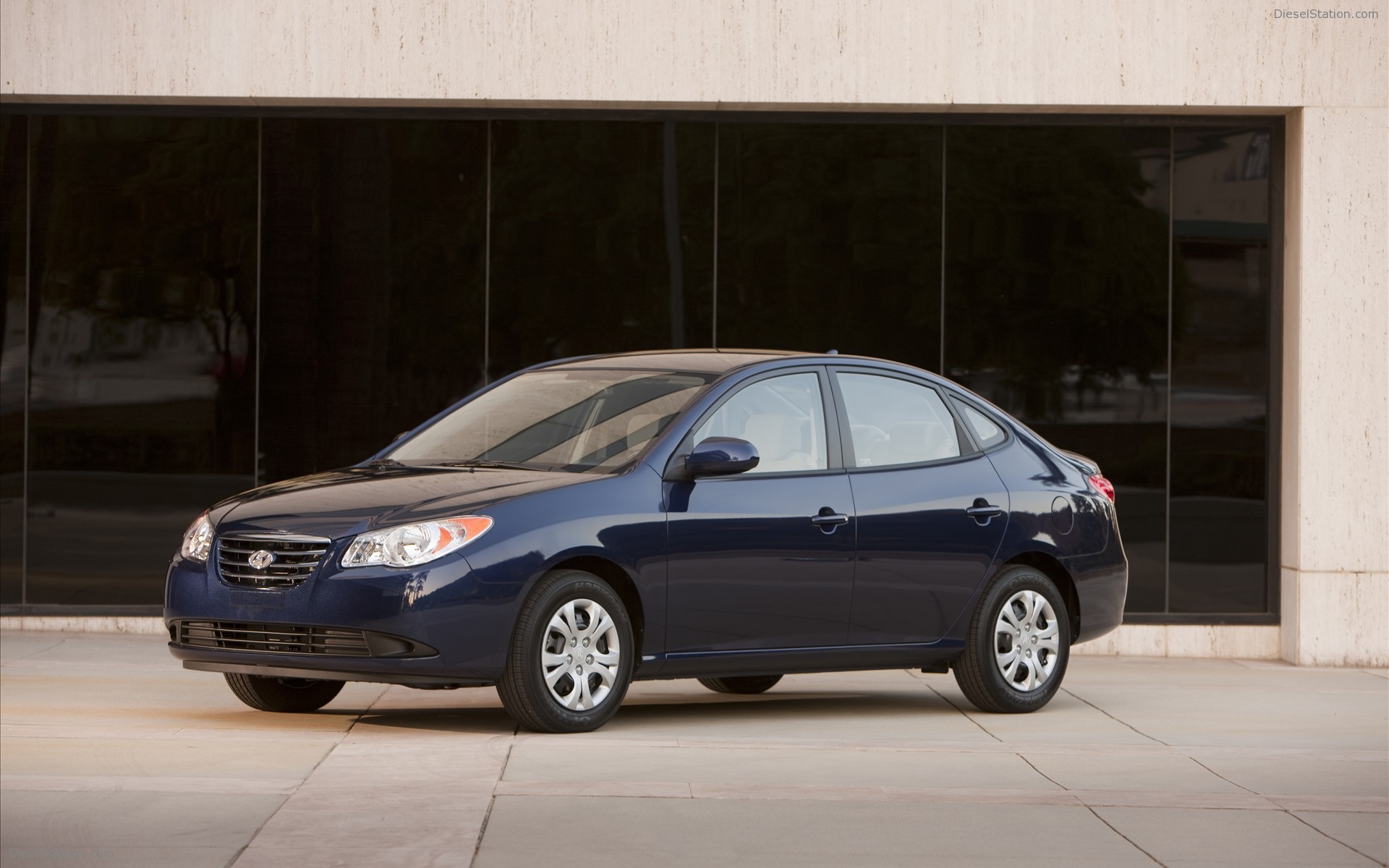 2010 Hyundai Elantra Blue