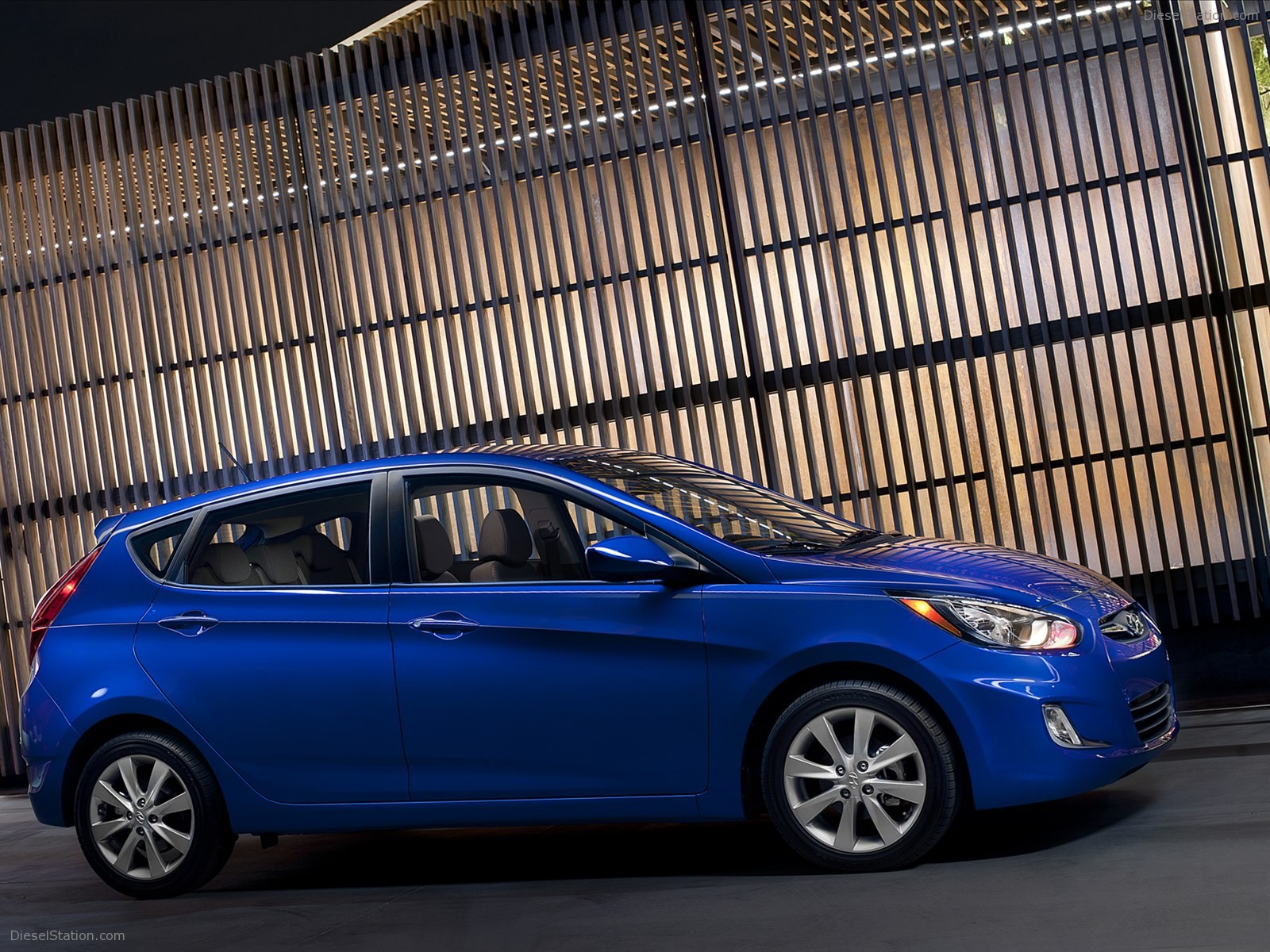 Hyundai Accent 2012