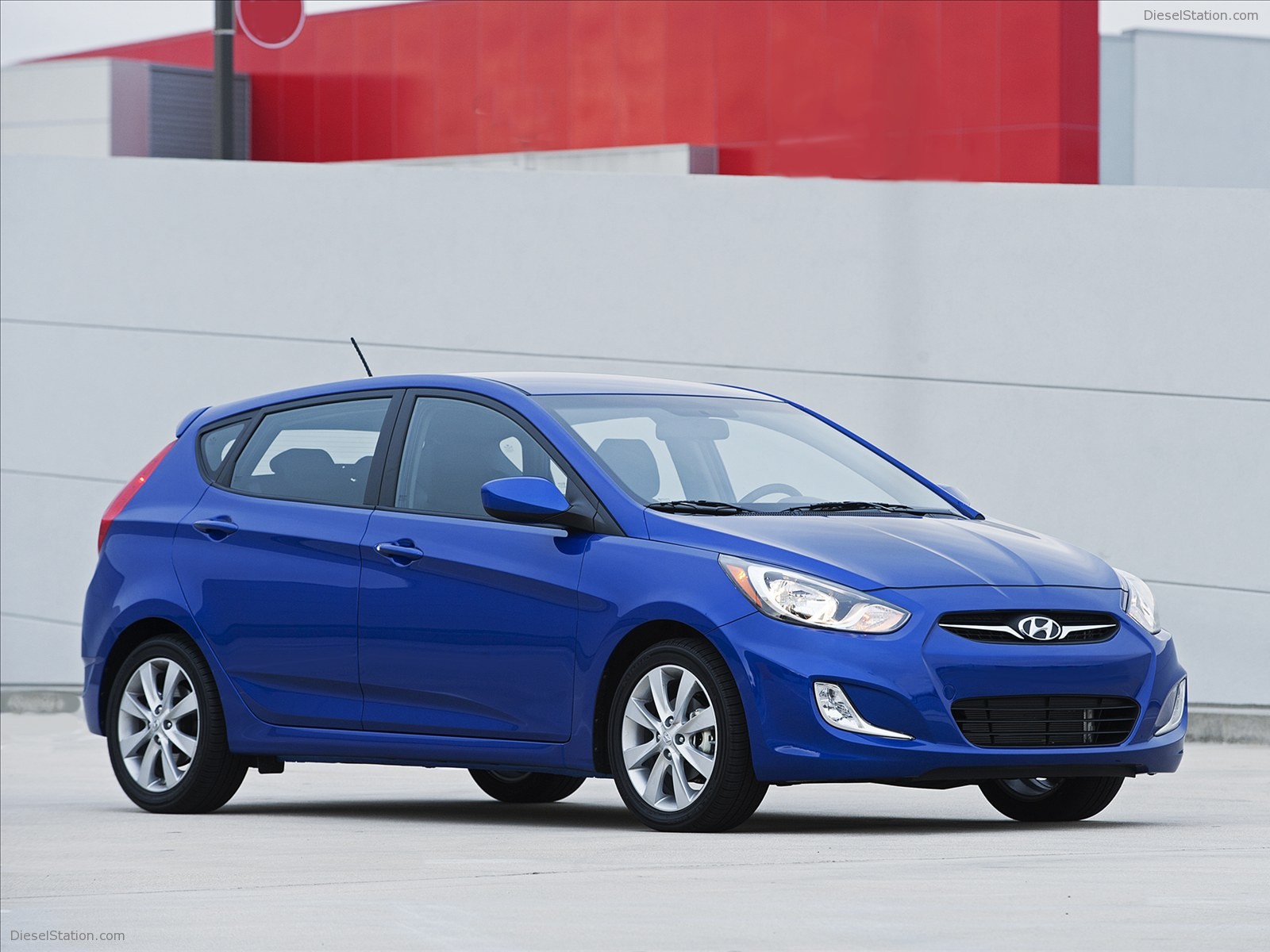 Hyundai Accent 2012