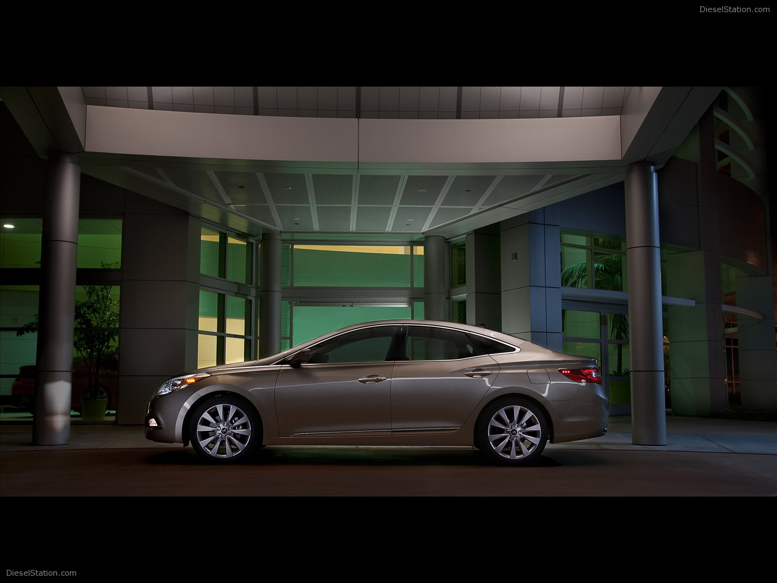 Hyundai Azera 2012