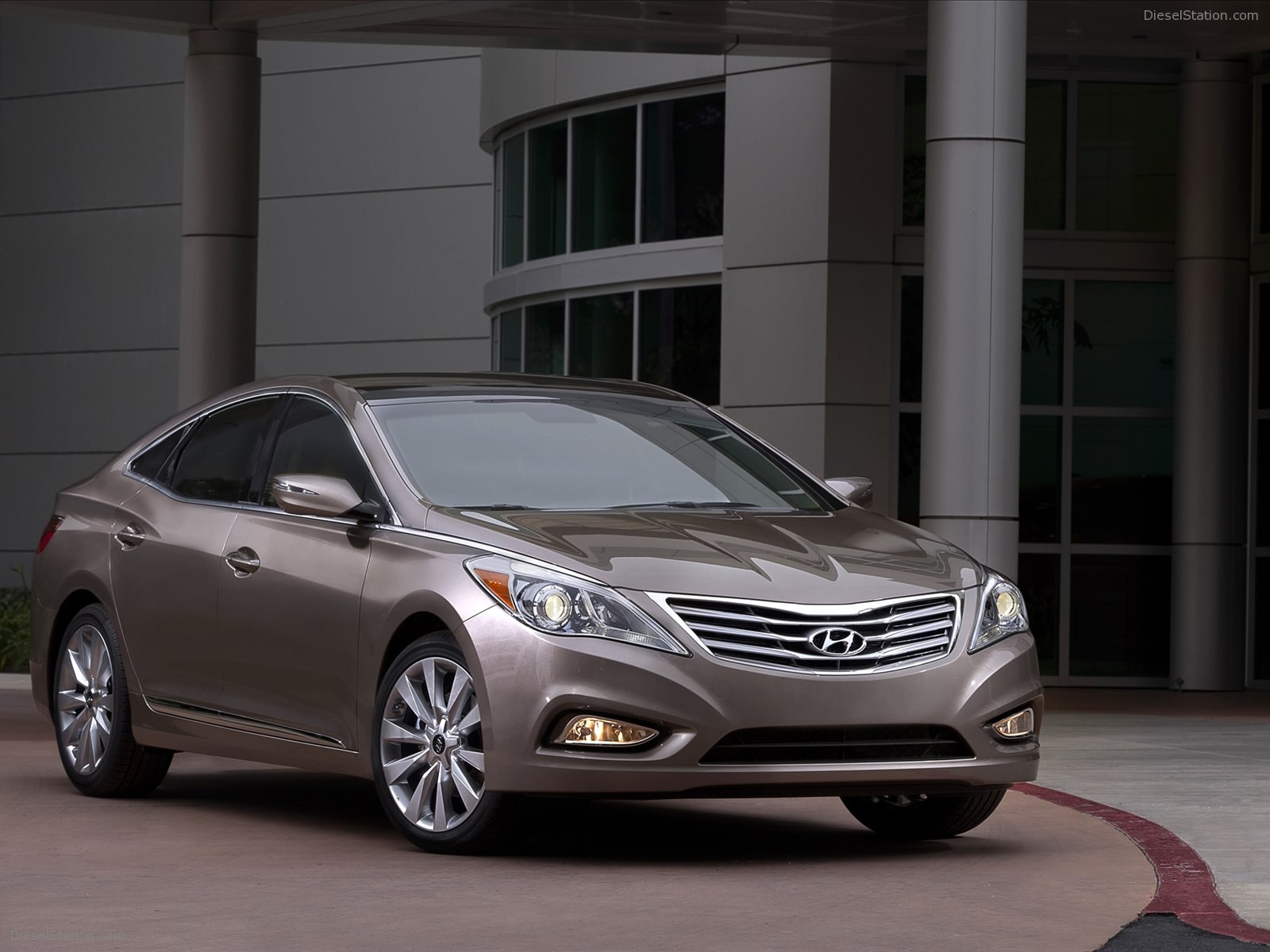 Hyundai Azera 2012