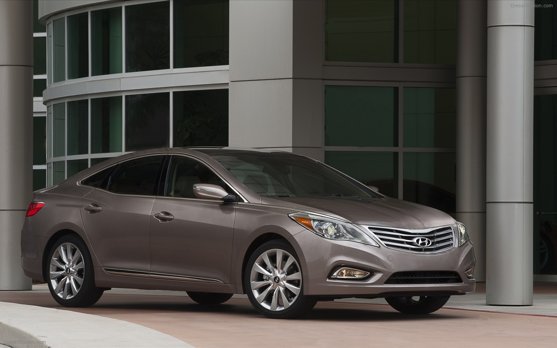 Hyundai Azera 2012
