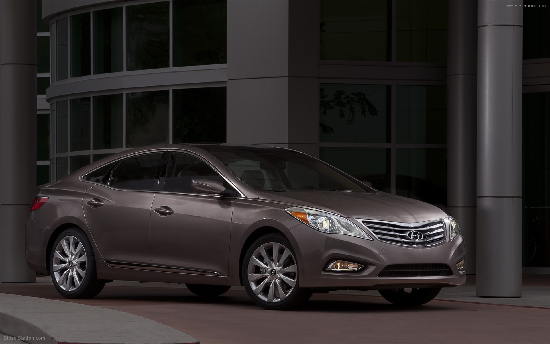 Hyundai Azera 2012