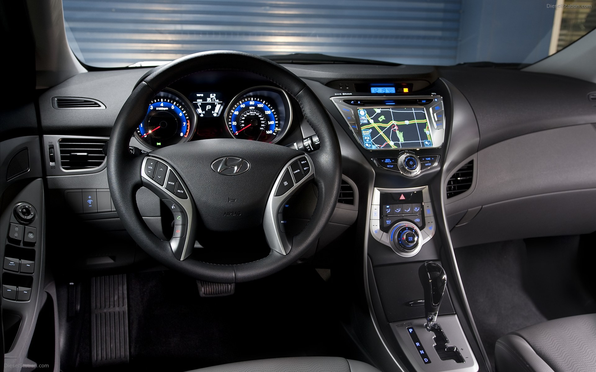 Hyundai Elantra 2011
